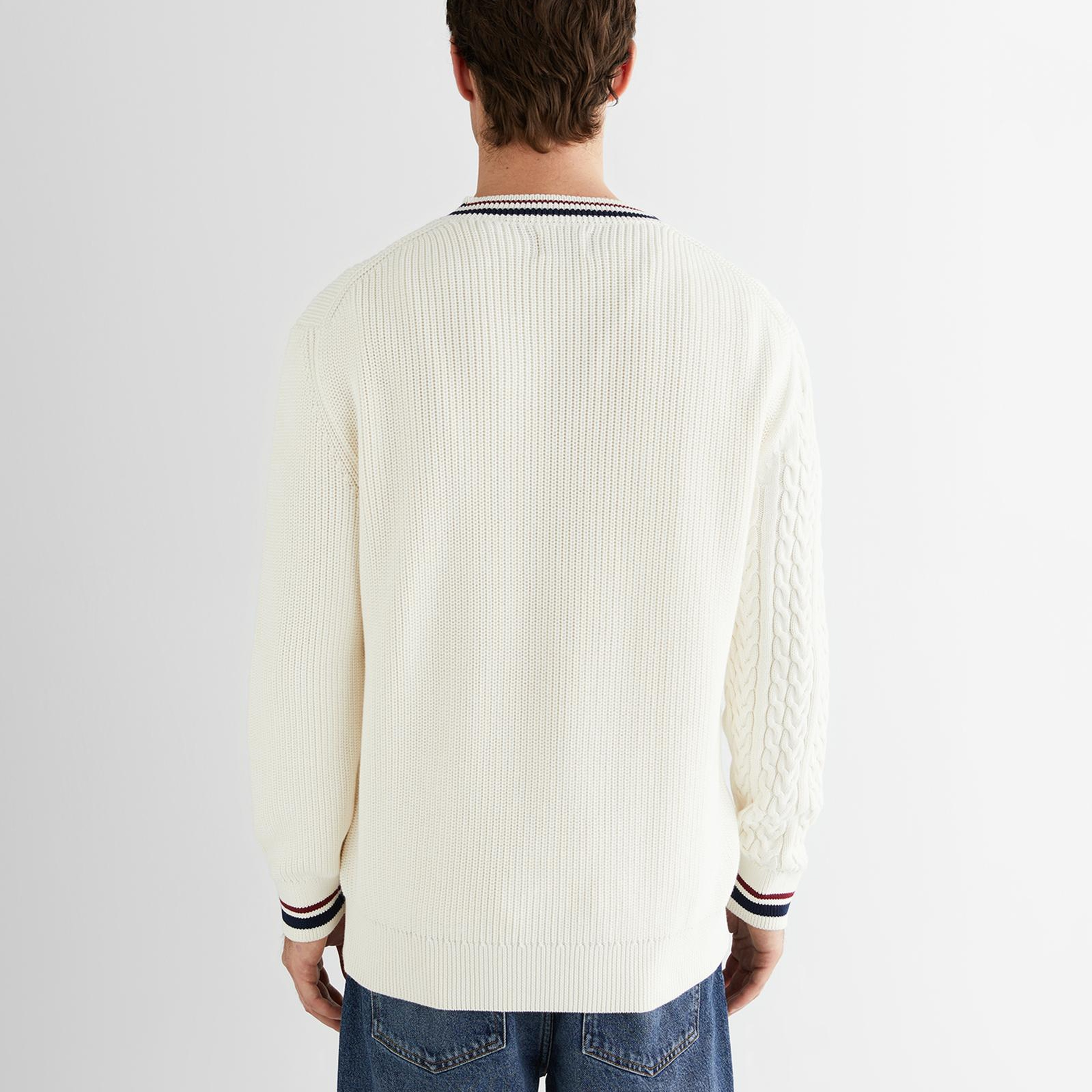 GANT Erkek Beyaz Standart Fit V Yaka Triko