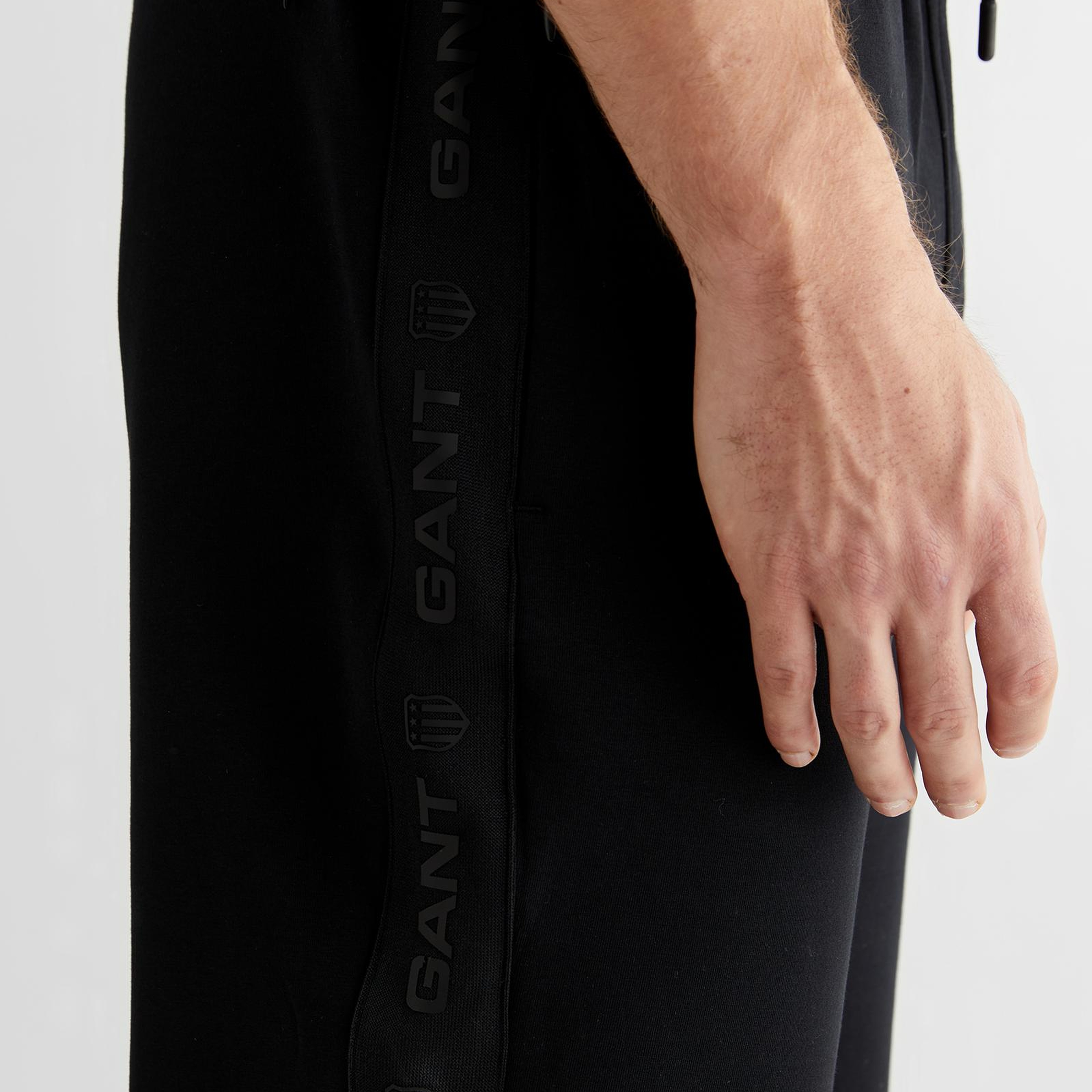 GANT Erkek Siyah Eşofman Altı