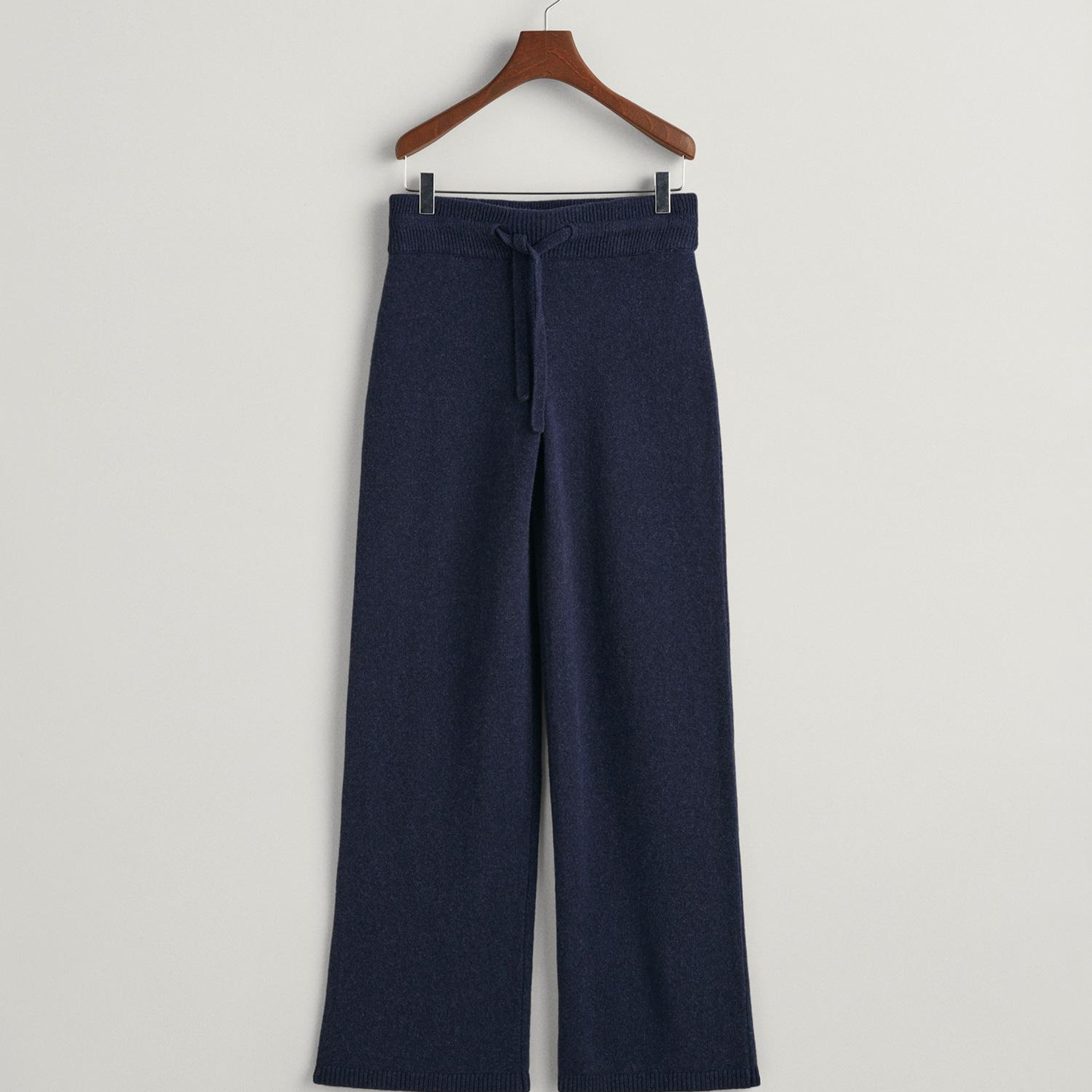 GANT Kadın Lacivert Regular Fit Pantolon