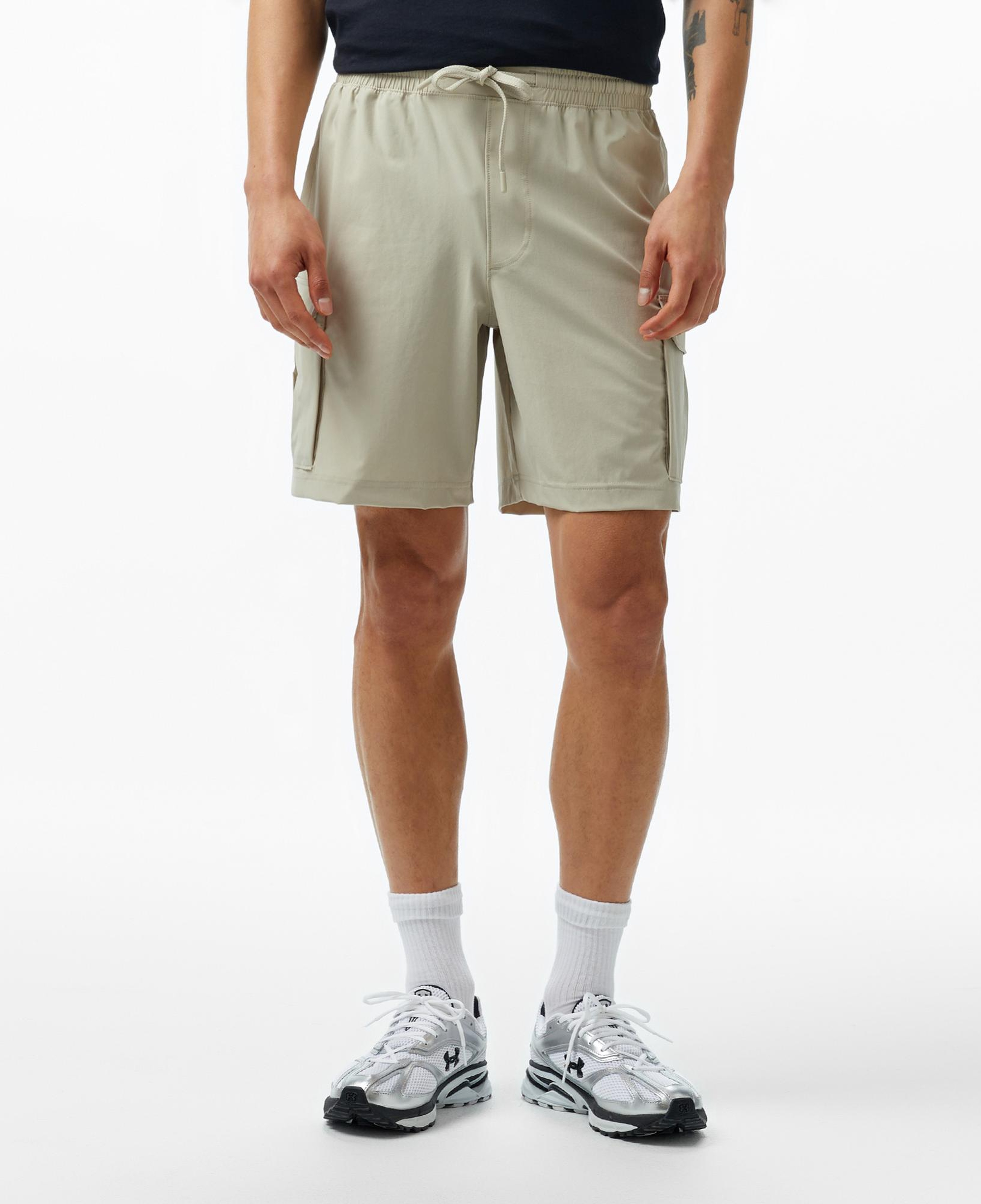 Under Armour Vibe Erkek Krem Şort