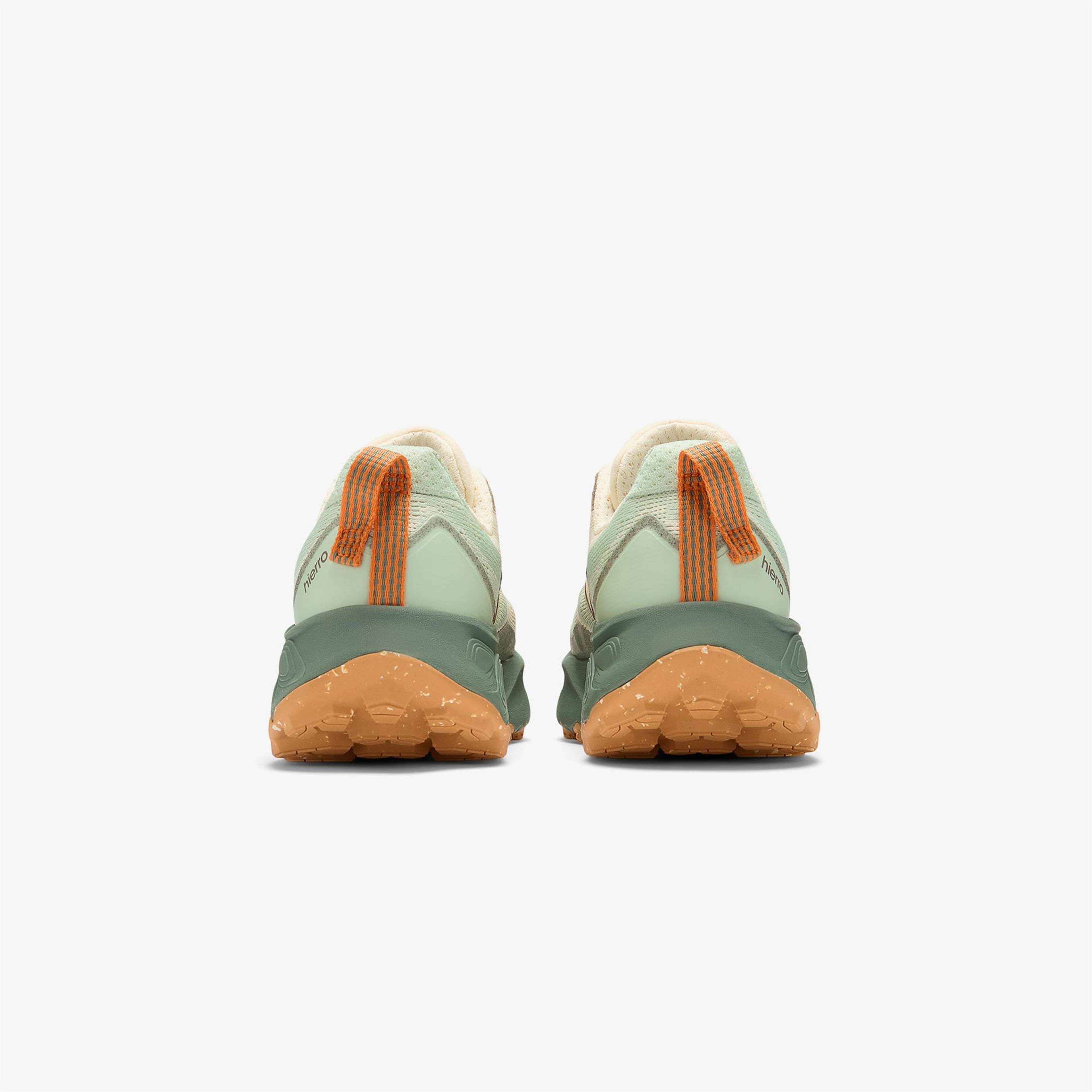 New Balance Fresh Foam X Hierro v9 Kadın Krem Koşu Ayakkabısı