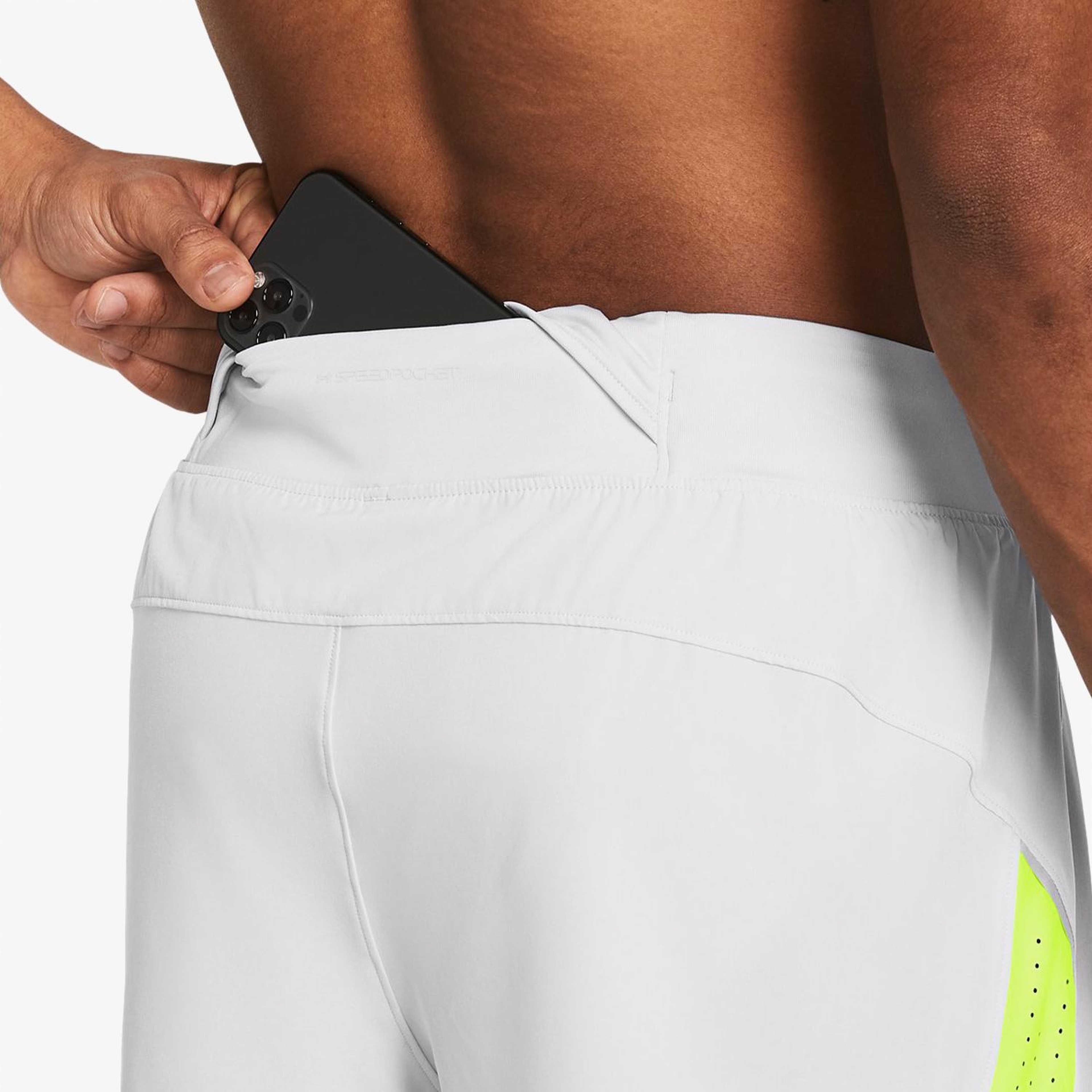 Under Armour Launch Pro Erkek Beyaz Şort