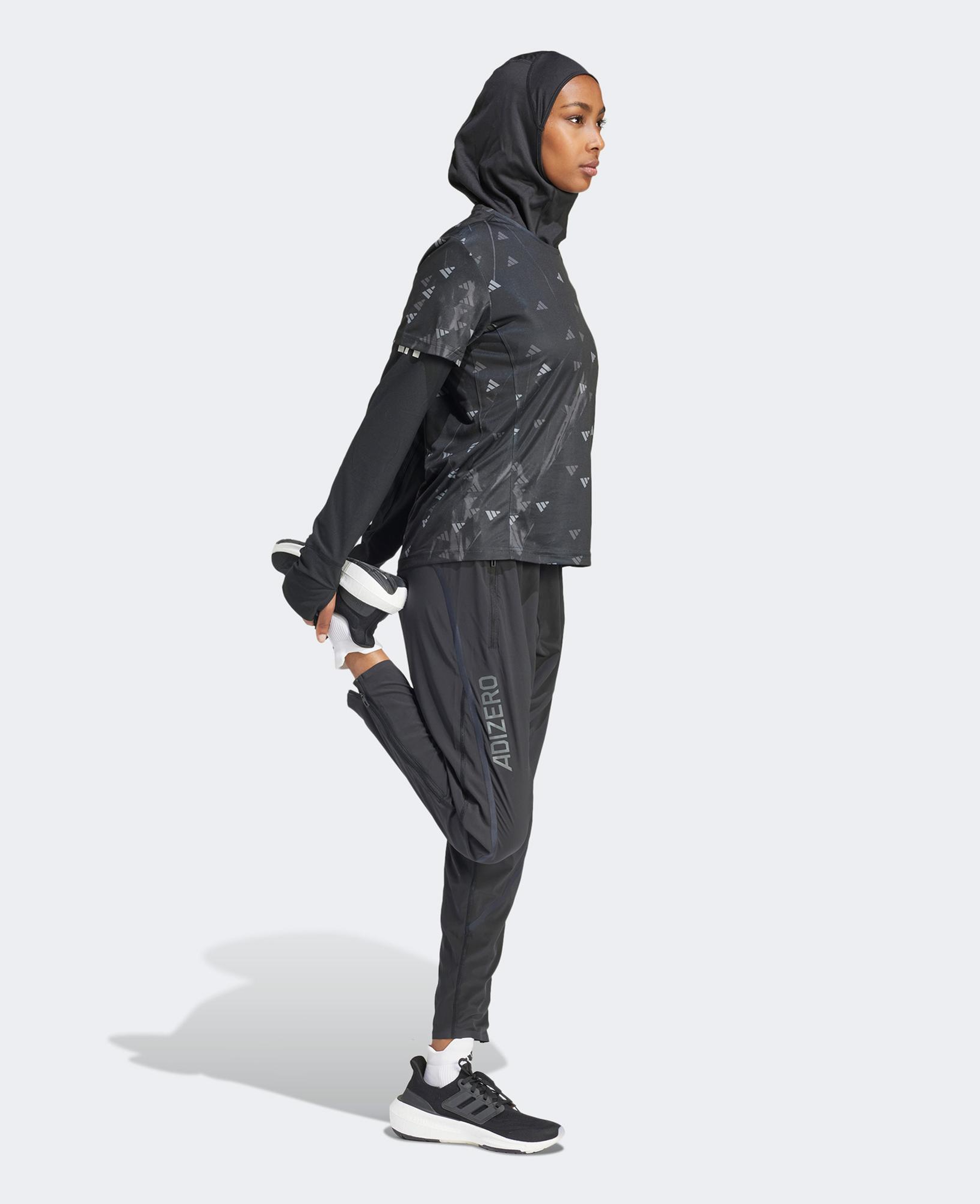 adidas Run It Bl Kadın Siyah Günlük T-Shirt