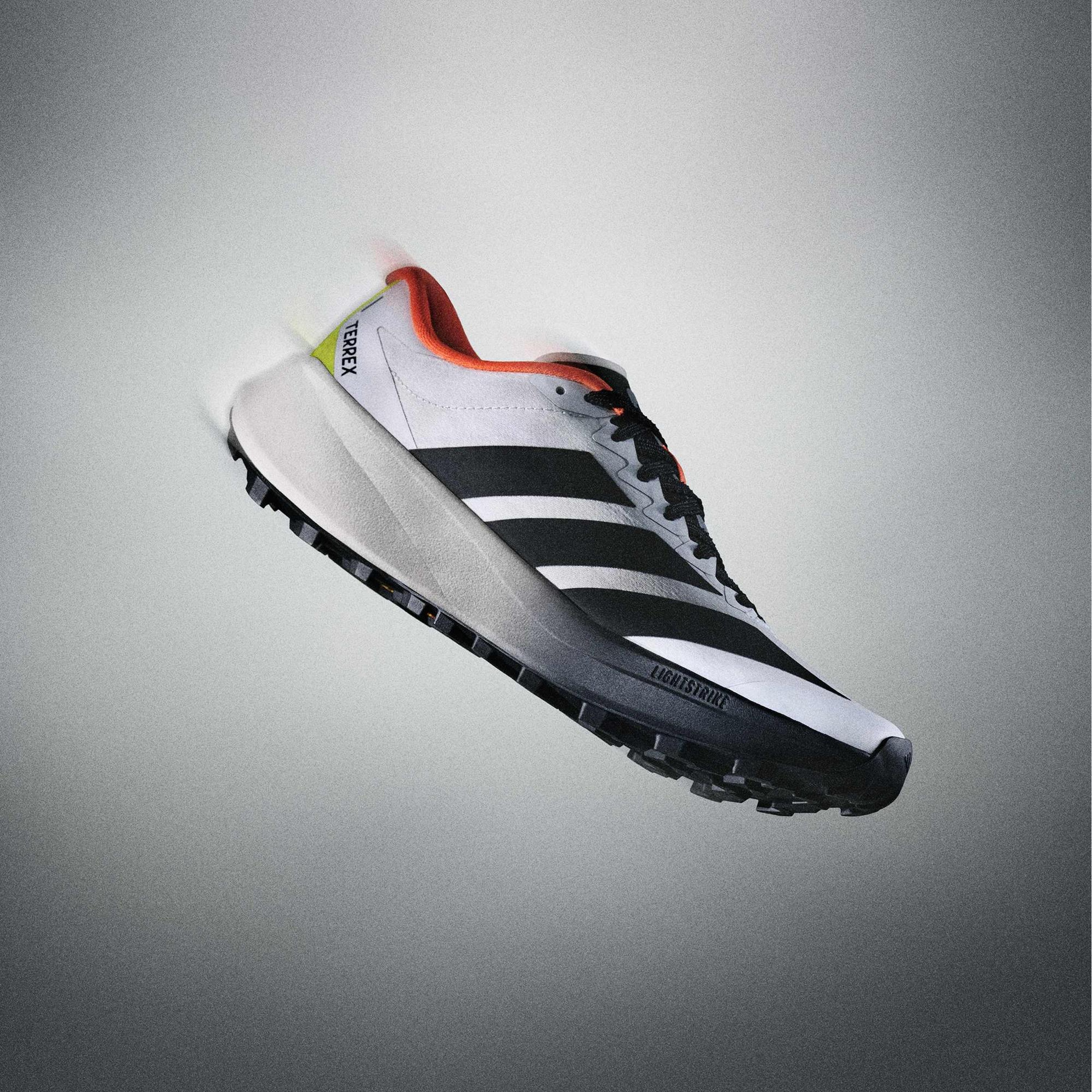 adidas Terrex Agravic 4 Kadın Beyaz Koşu Ayakkabısı