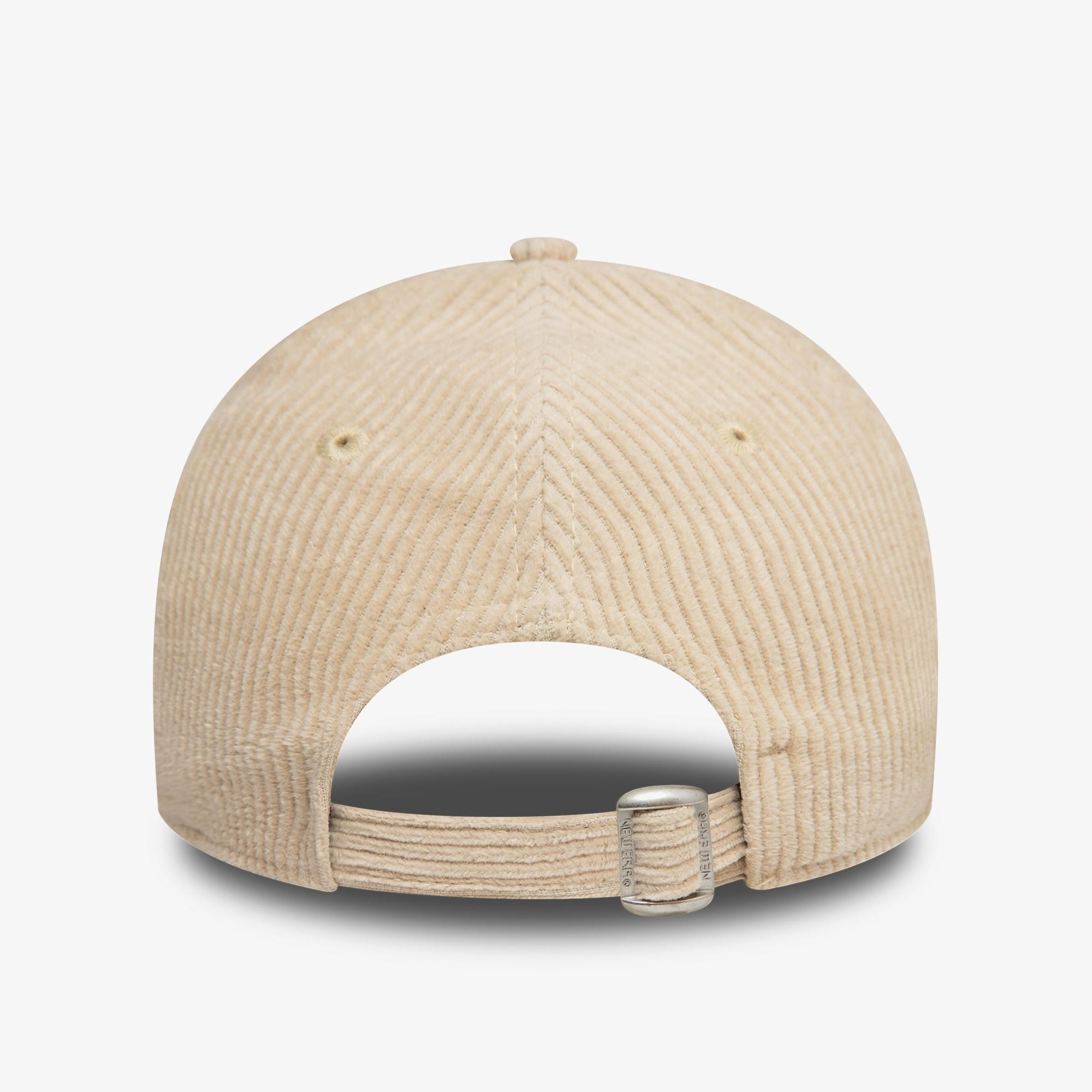 New Era New York Yankees Cord 9Forty Kadın Bej Şapka