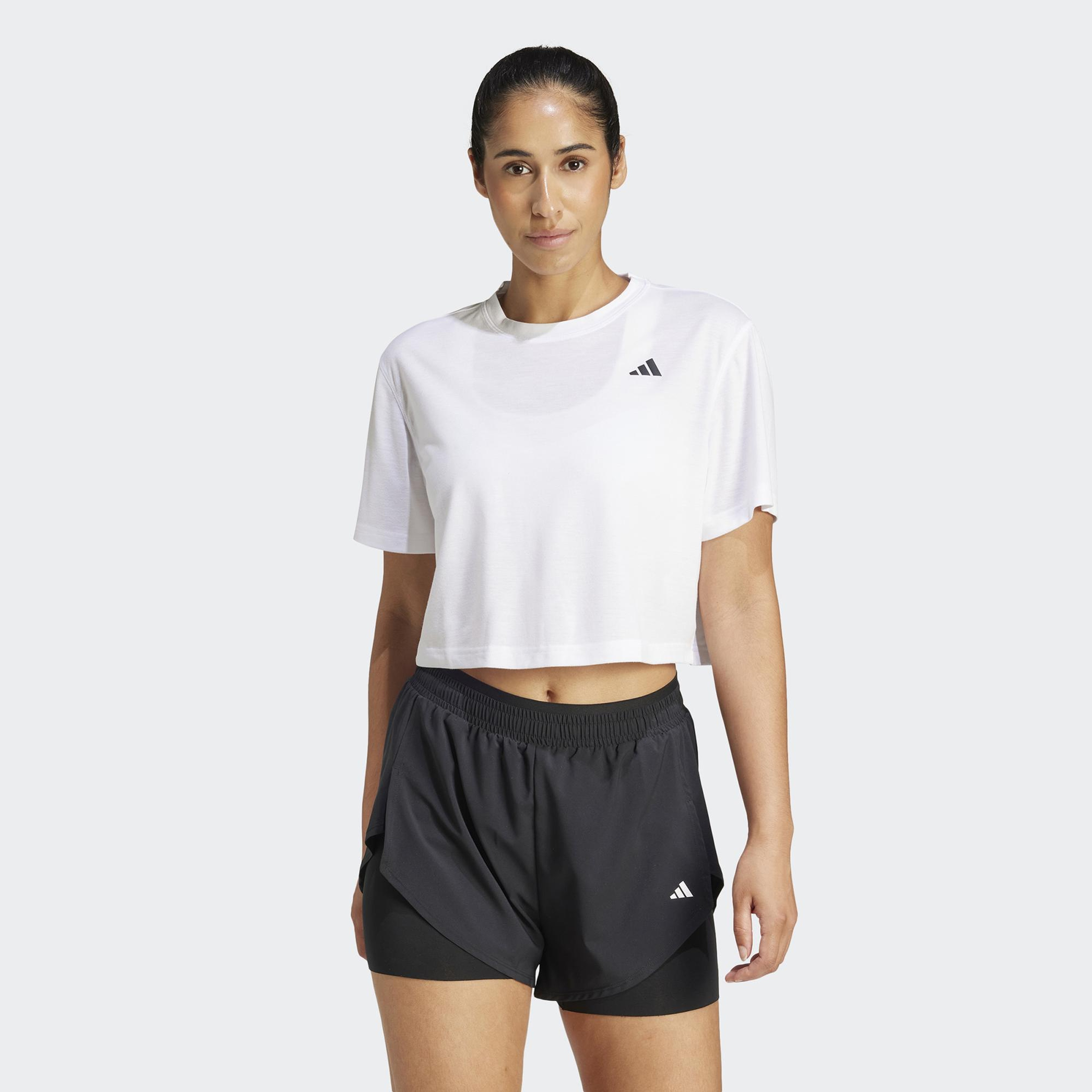 adidas Train Essentials Boxy Workout Kadın Beyaz Crop T-Shirt
