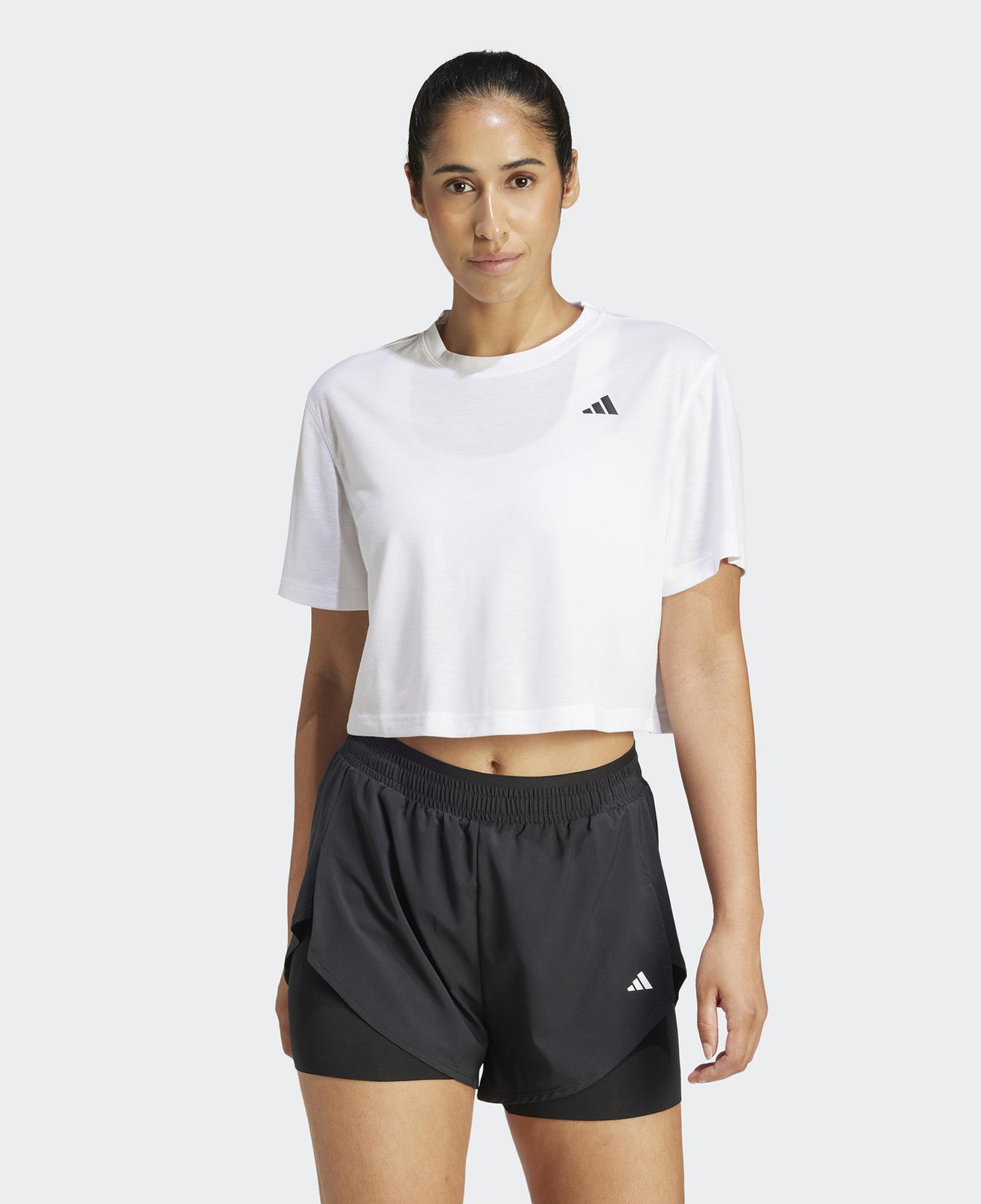 adidas Train Essentials Boxy Workout Kadın Beyaz Crop T-Shirt