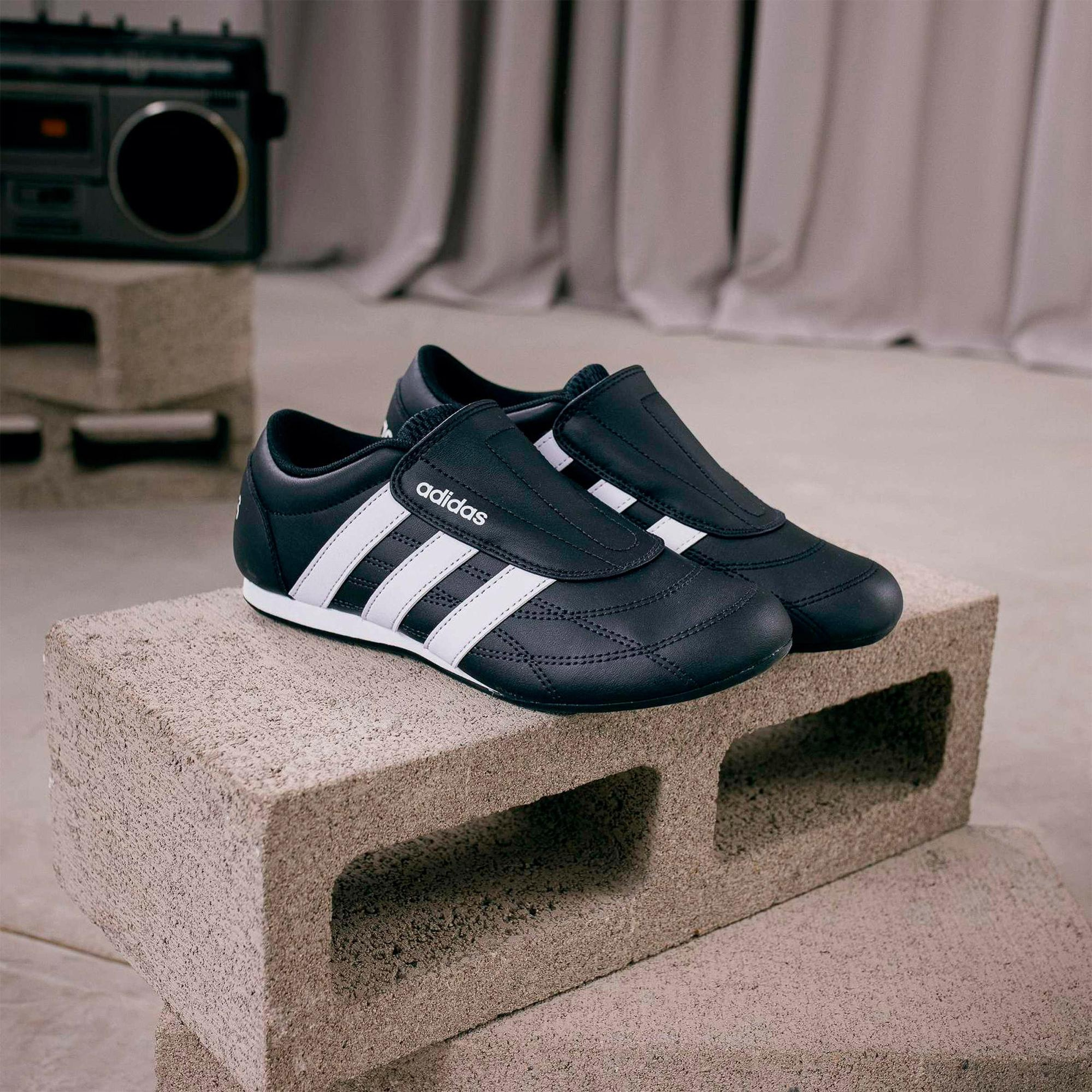 adidas Tekwen Kadın Siyah Tenis Ayakkabısı