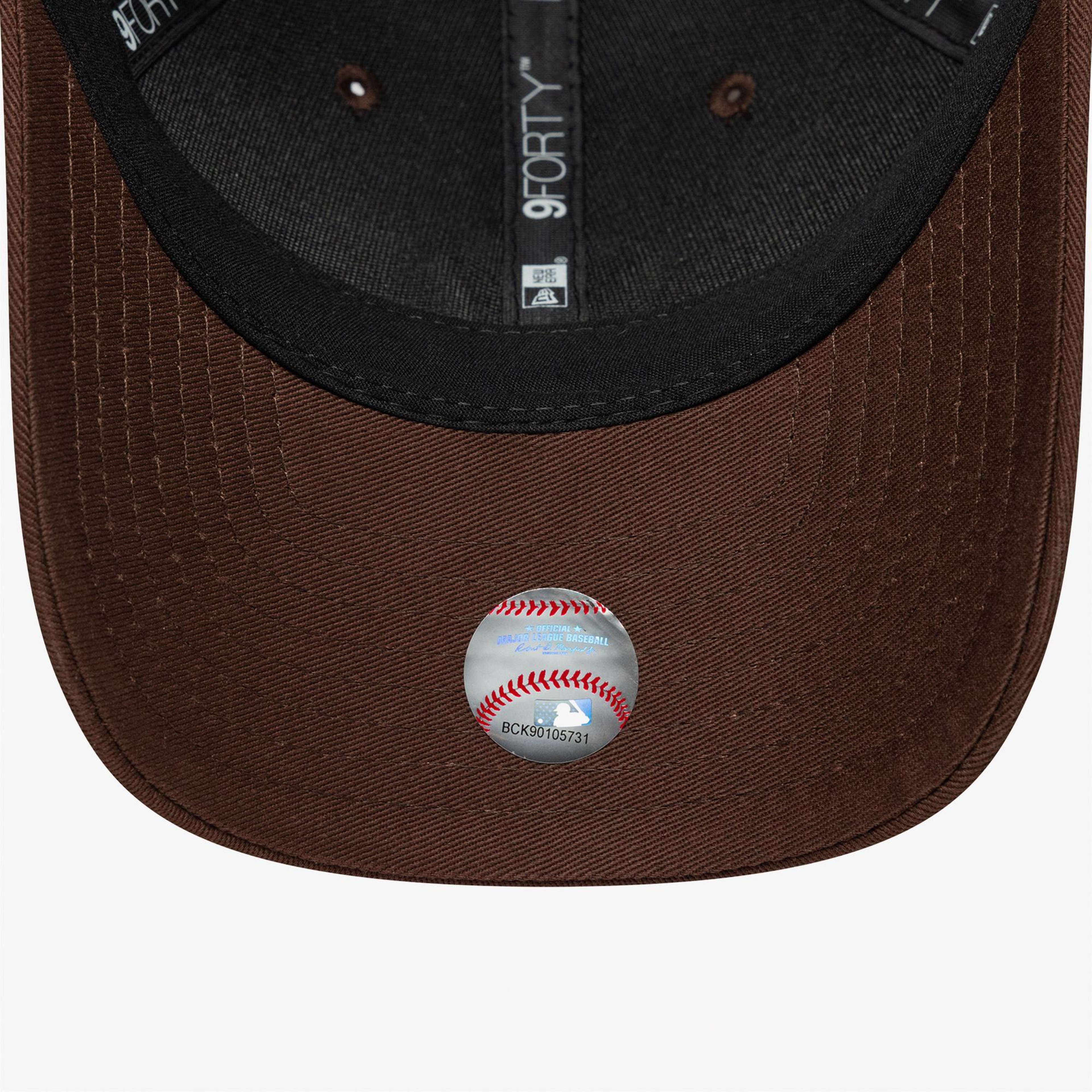 New Era NY Yankees 9FORTY Unisex Kahverengi Şapka