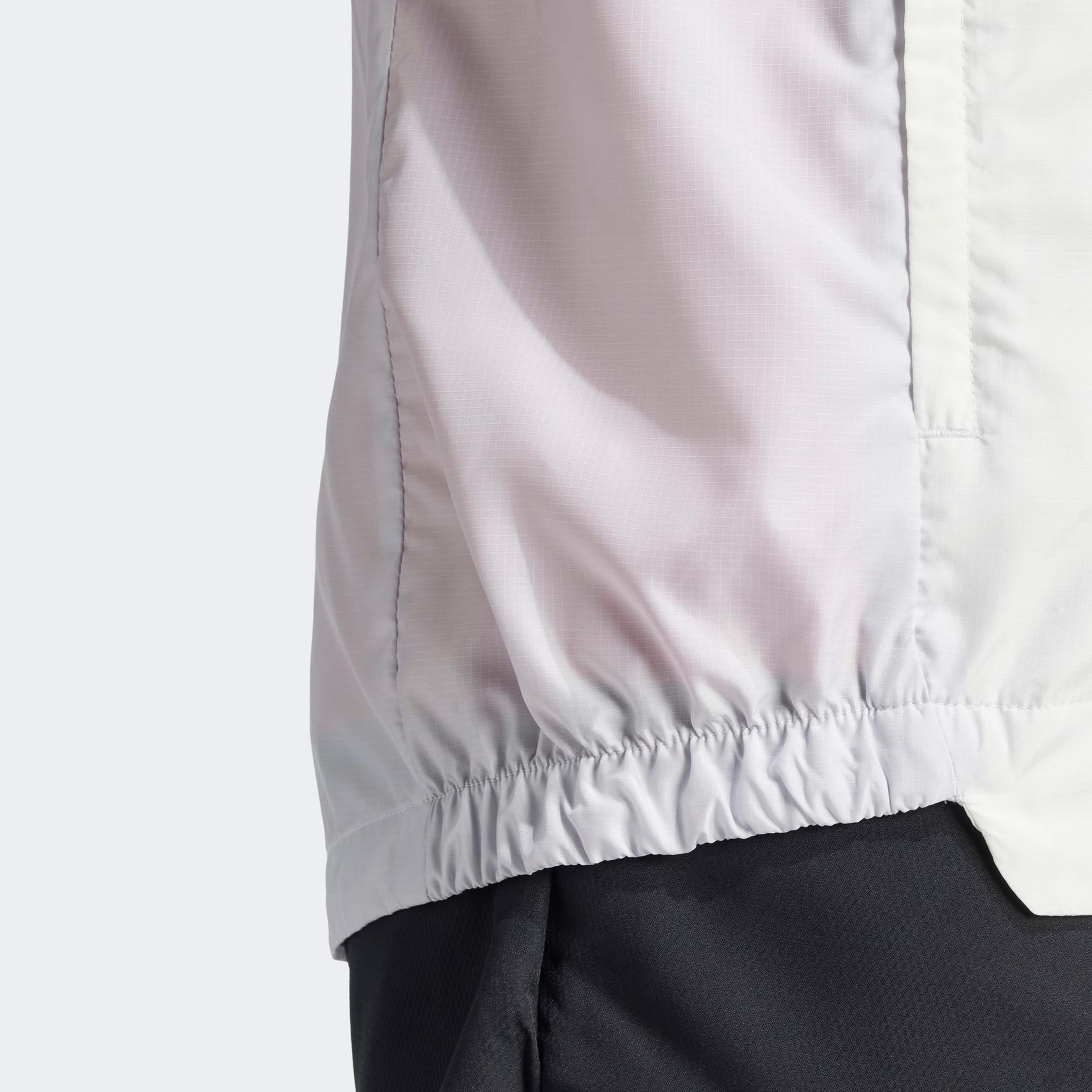 adidas Terrex Multi Printed Kadın Gri Koşu Rüzgarlık