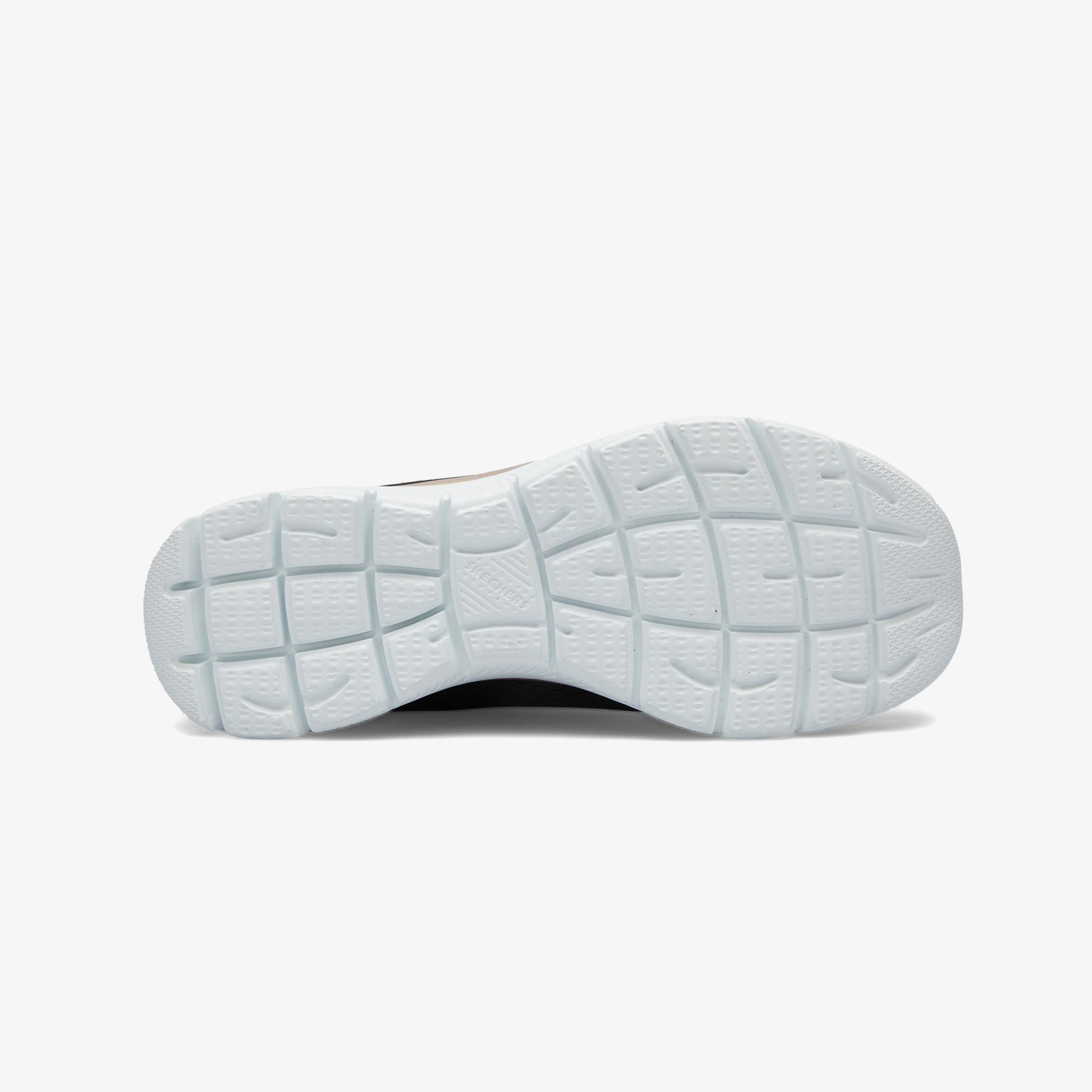 Skechers Summits Kadın Siyah Günlük Spor Ayakkabı