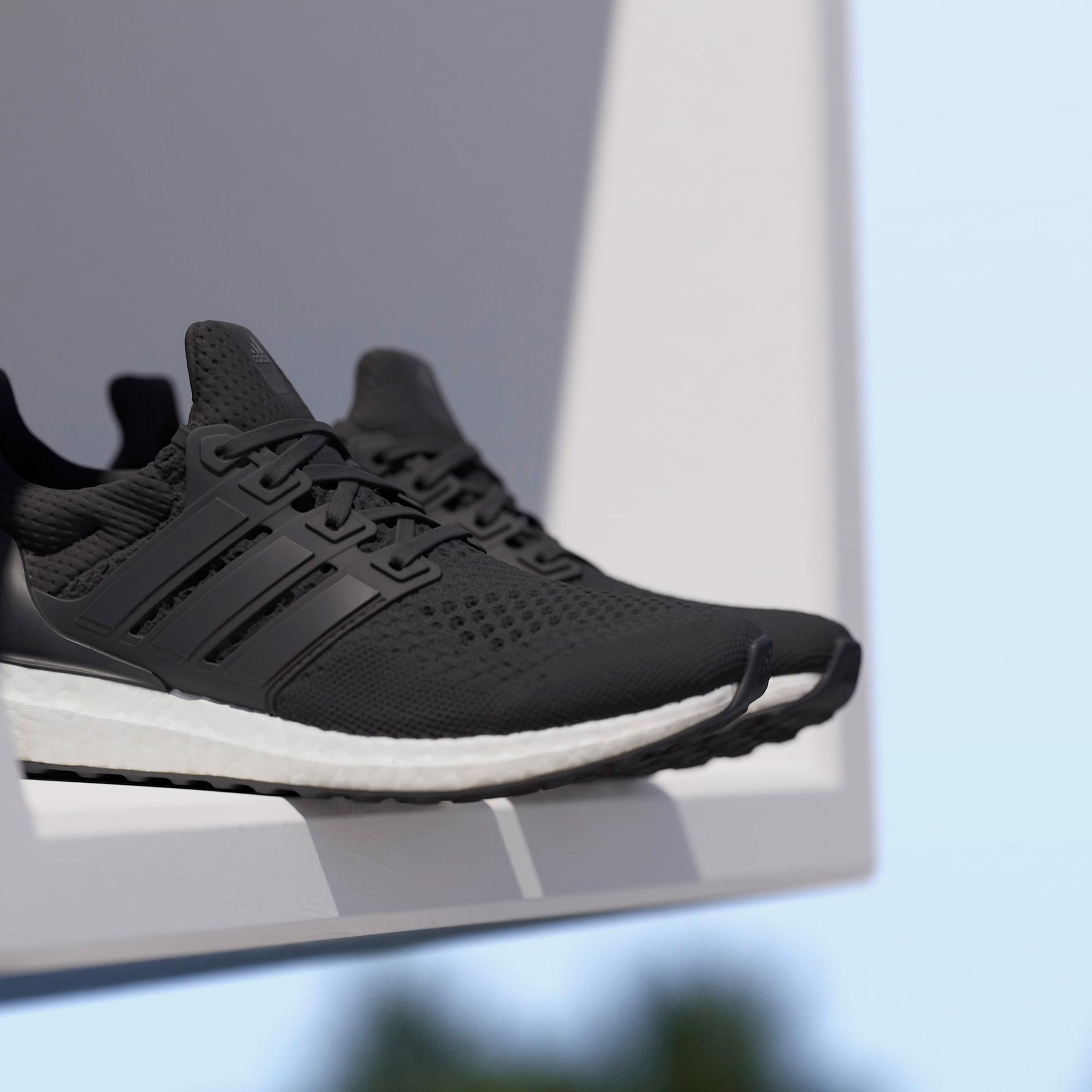 adidas Ultraboost 1.0 W Kadın Siyah Koşu Ayakkabısı