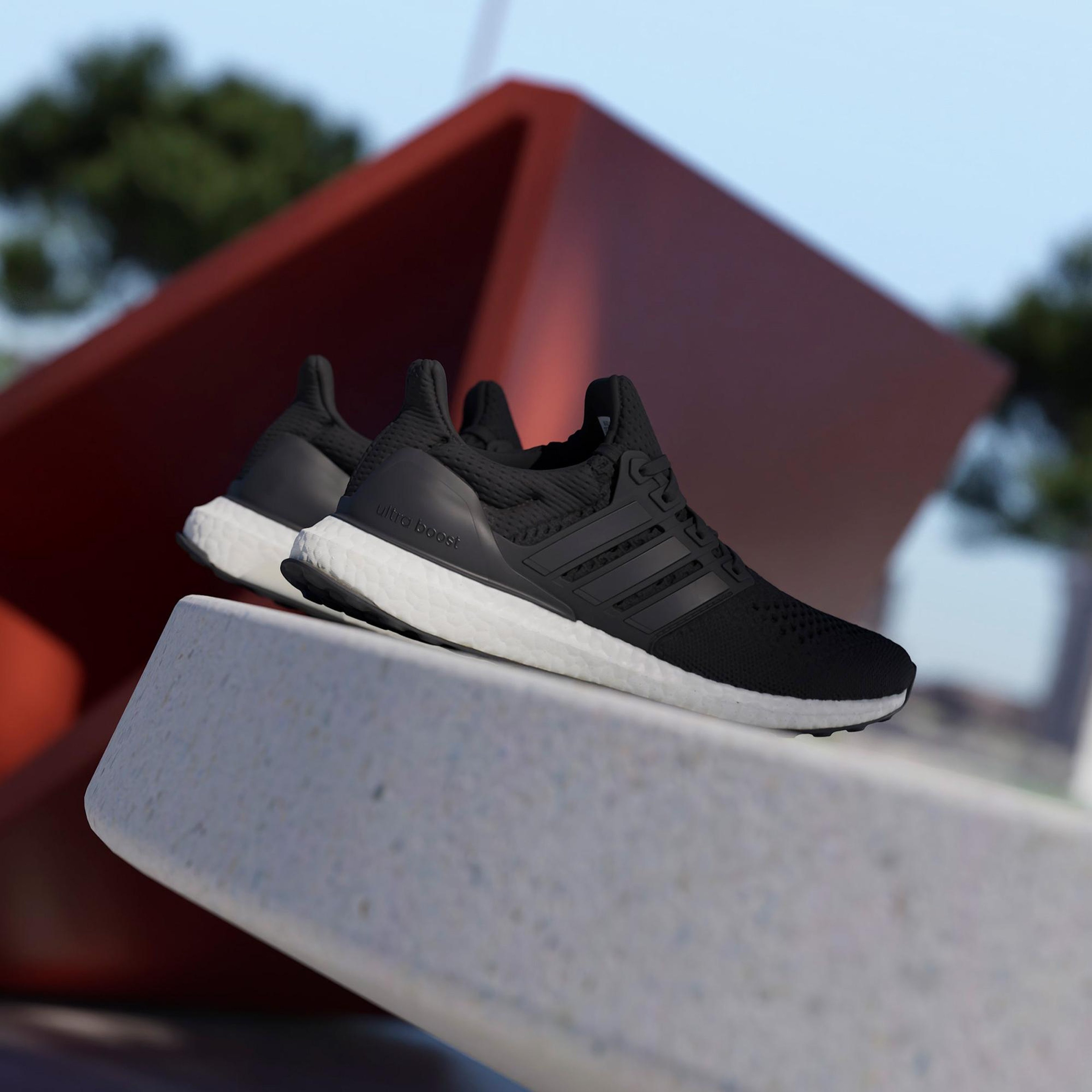 adidas Ultraboost 1.0 W Kadın Siyah Koşu Ayakkabısı