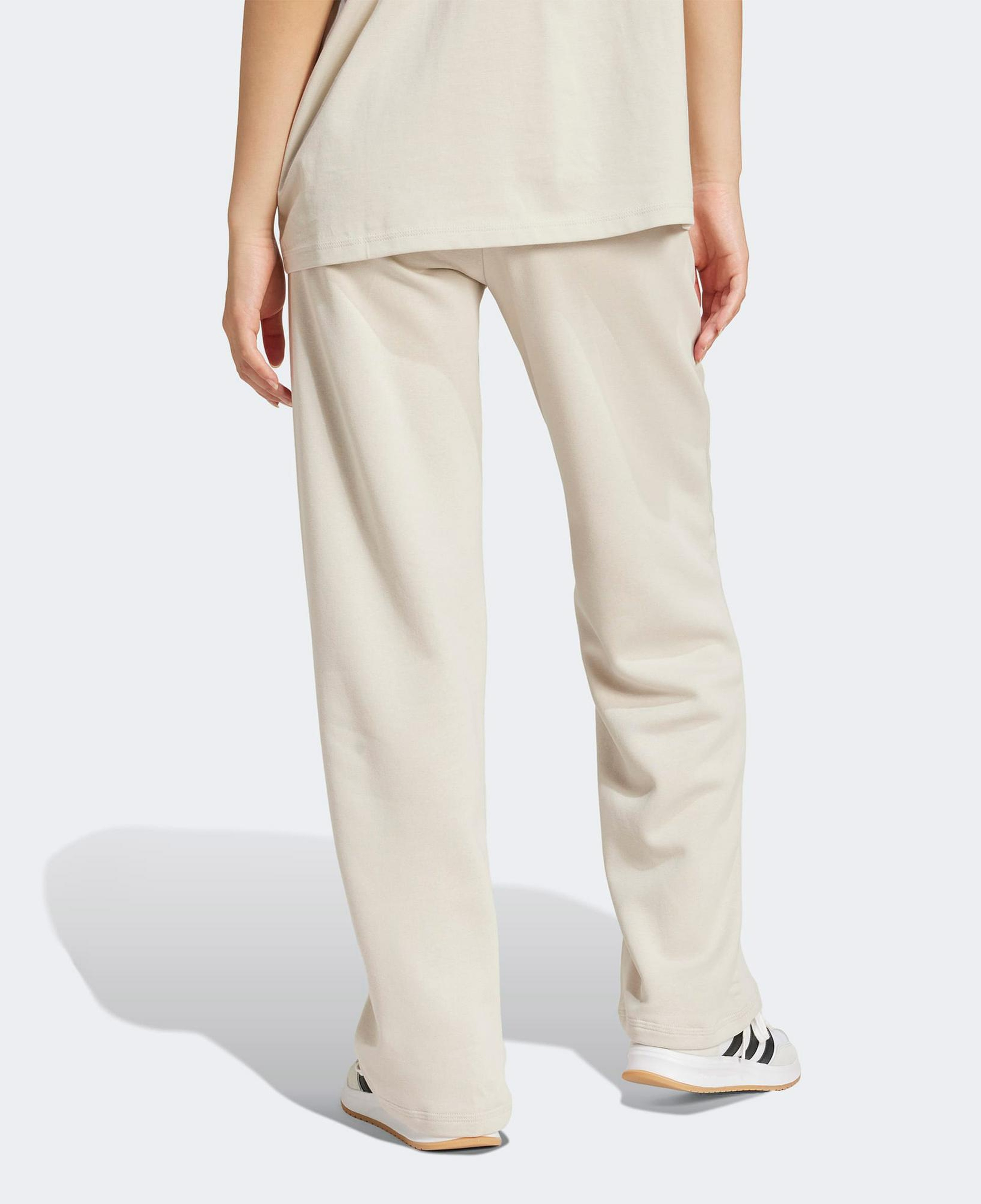 adidas Essentials Small Logo Feel Cozy Open Hem Kadın Bej Eşofman Altı