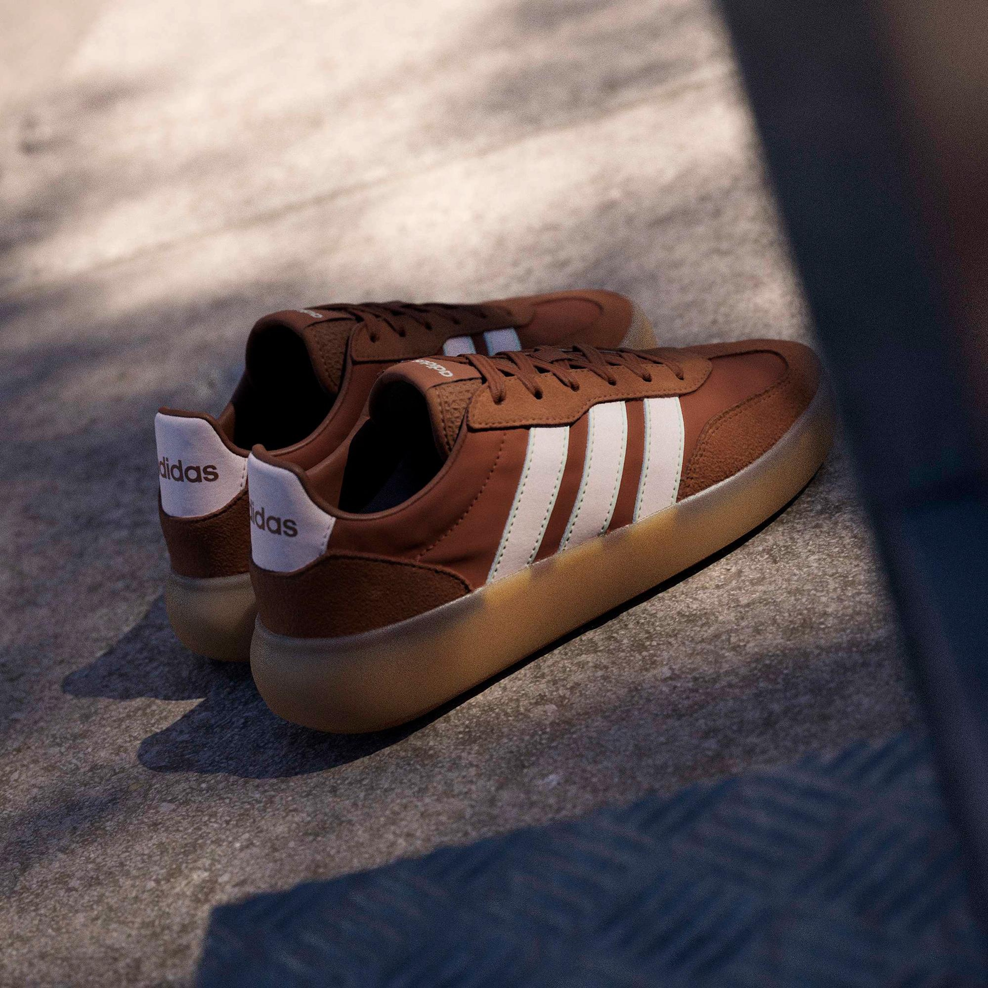 adidas Barreda Decode Kadın Kahverengi Spor Ayakkabı