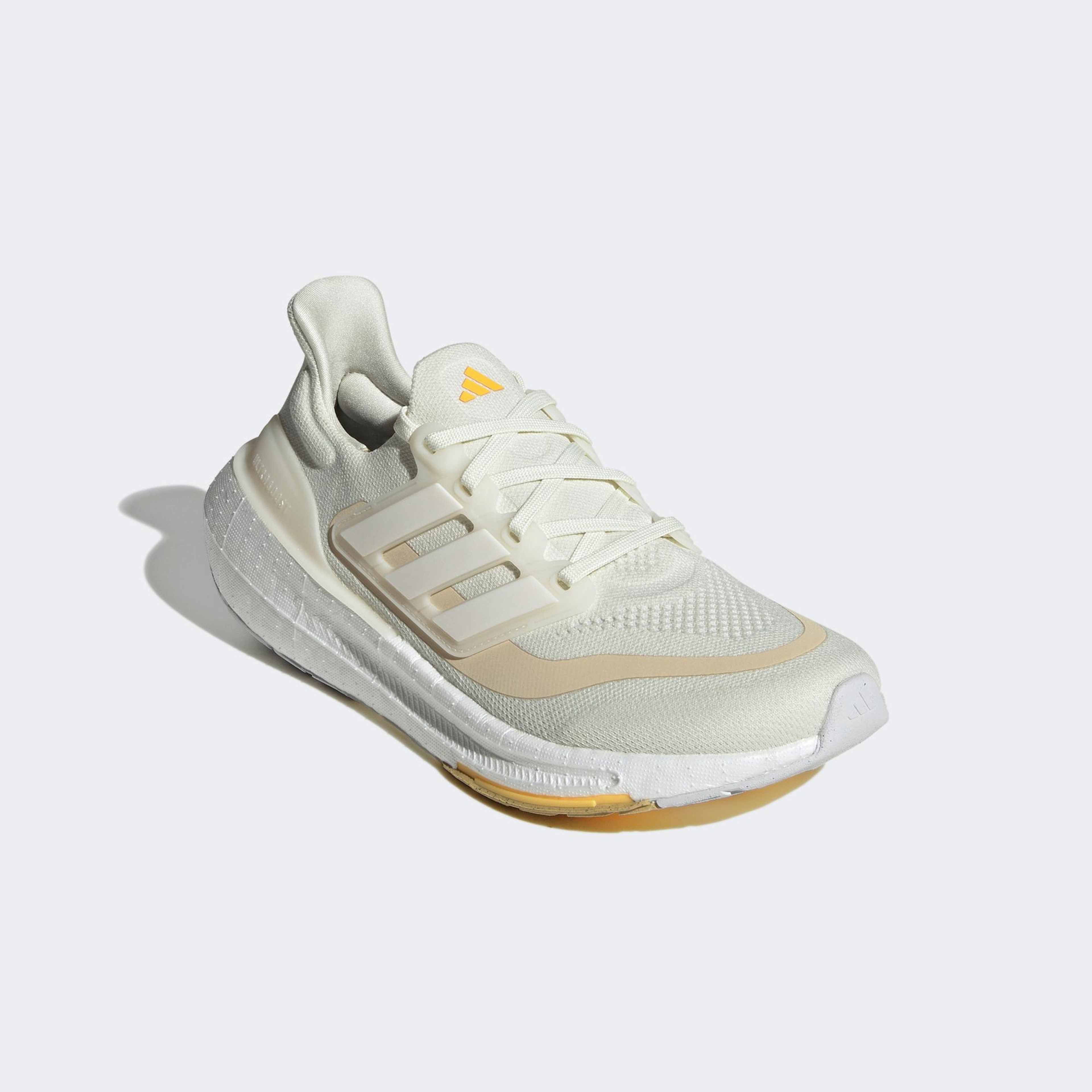 adidas Ultraboost Light  Kadın Beyaz Koşu Ayakkabısı