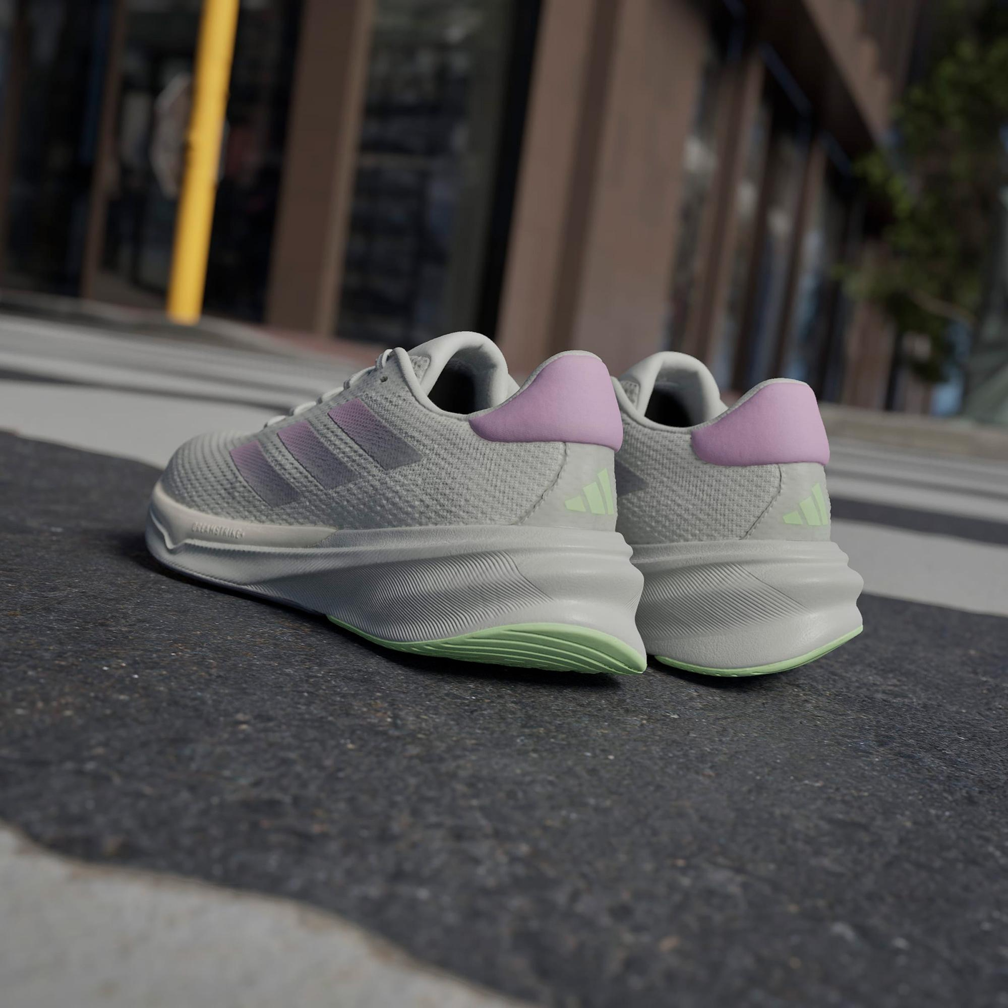 adidas Supernova Stride Kadın Beyaz Koşu Ayakkabısı