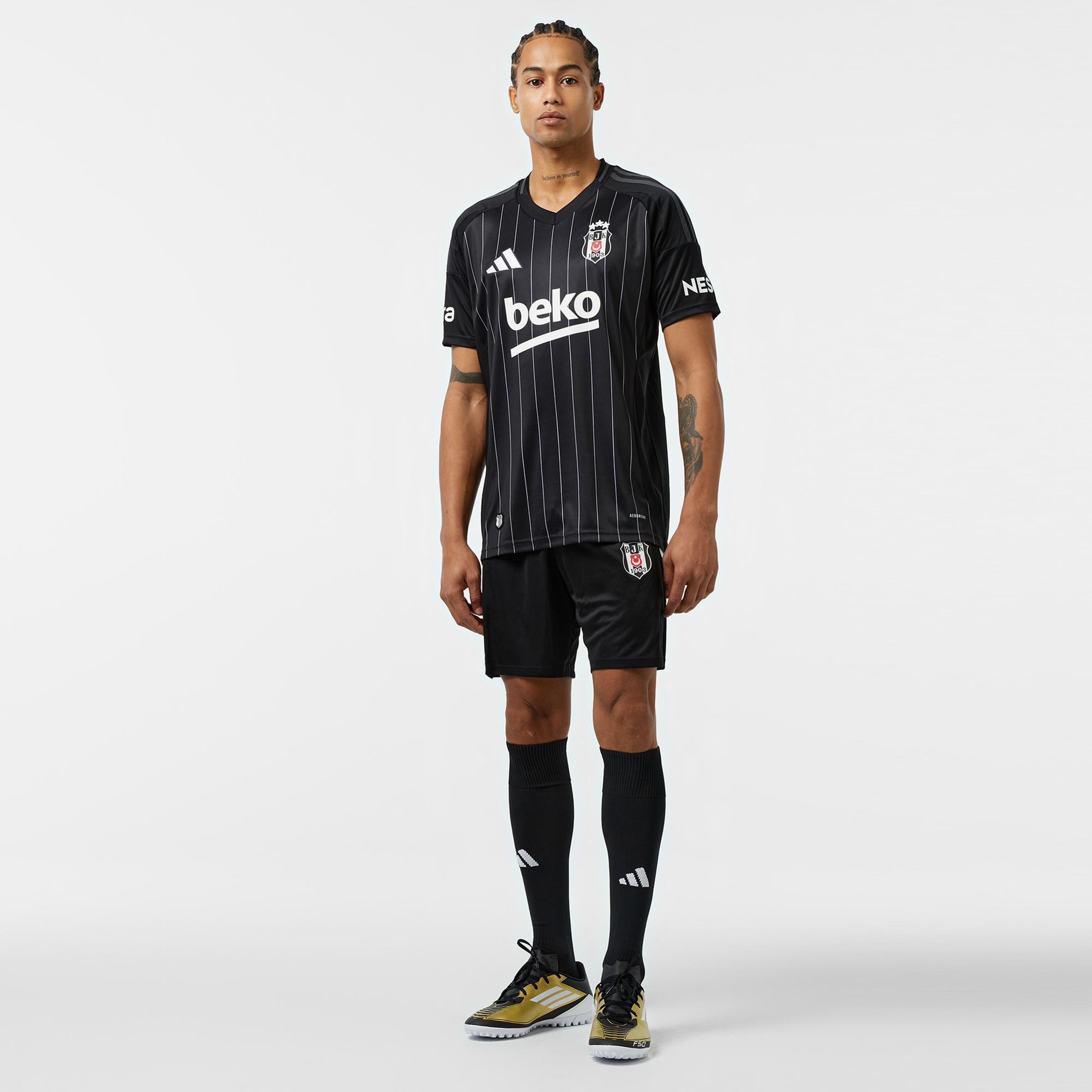 adidas Beşiktaş JK Erkek Siyah Futbol Şortu