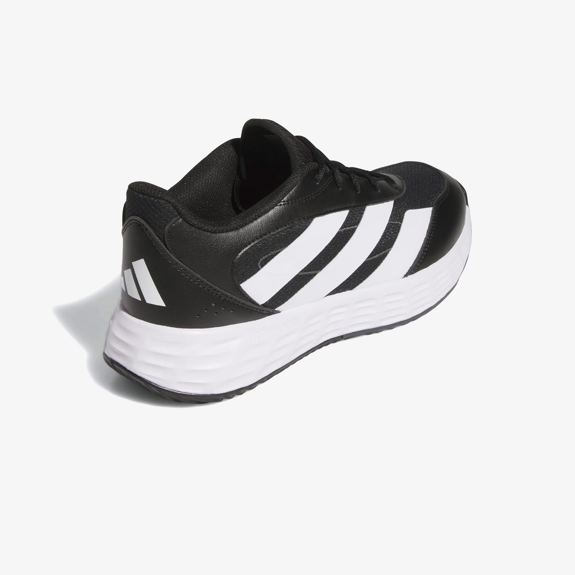 adidas Gamechaser Erkek Siyah Basketbol Ayakkabısı