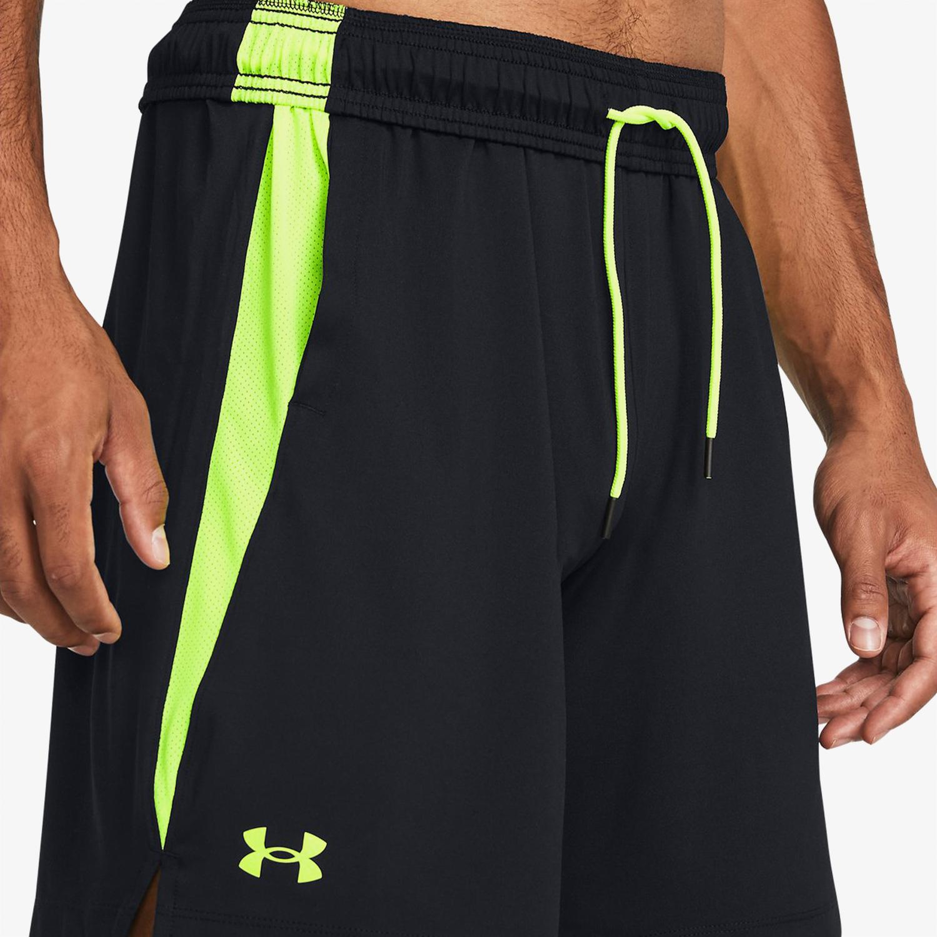 Under Armour Tech? Vent Erkek Siyah Şort