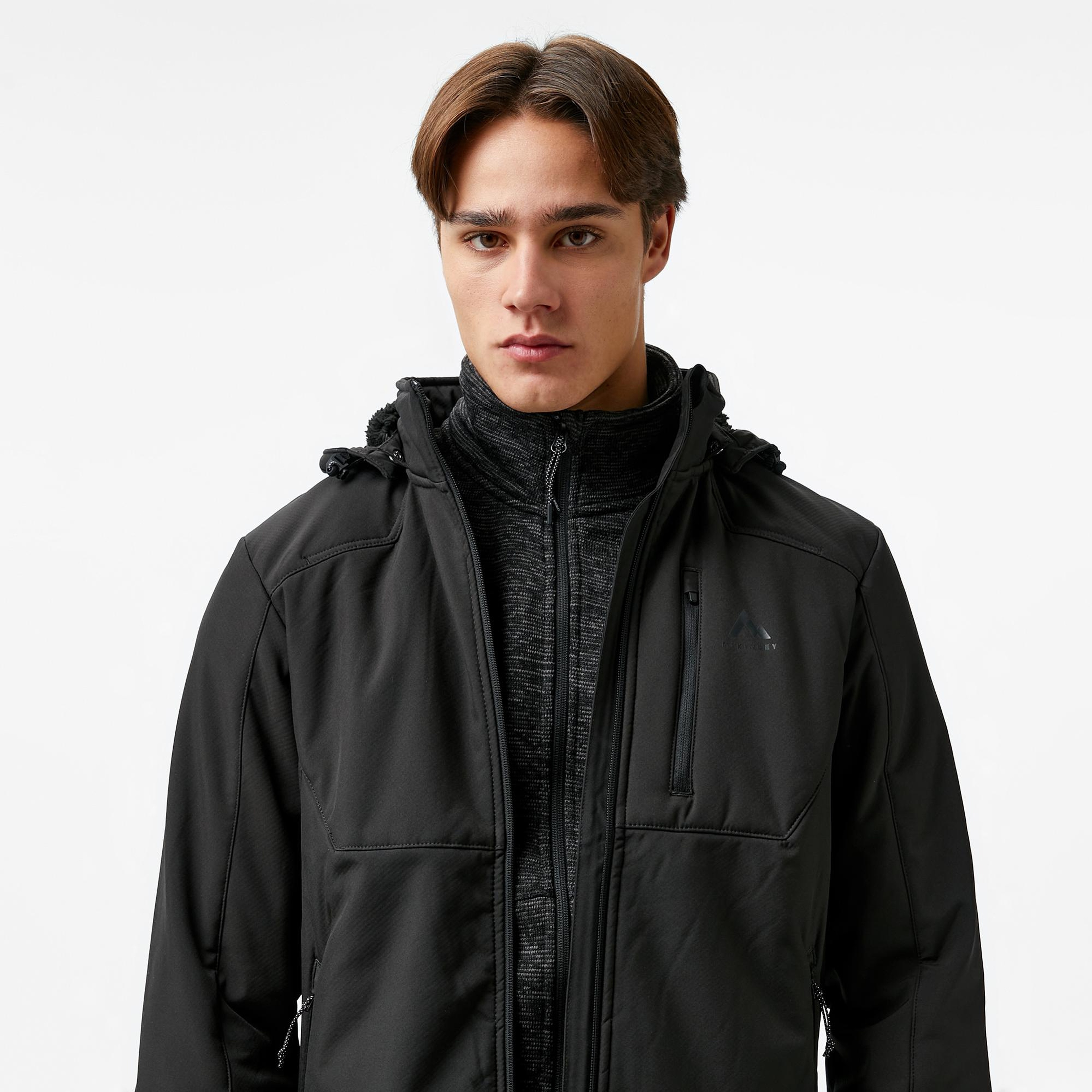 McKinley Tura II Erkek Siyah Outdoor Mont