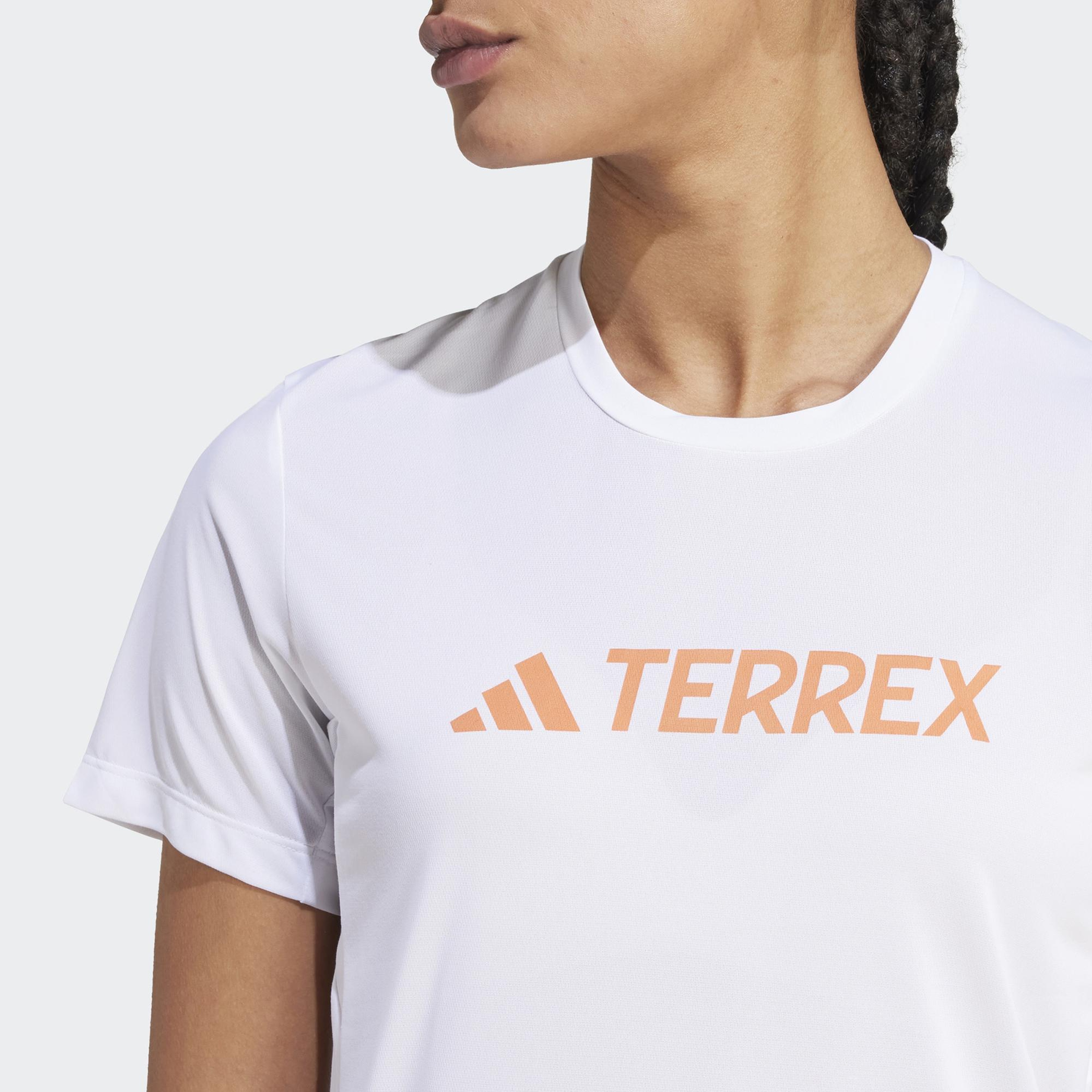 adidas Terrex Multi Endurance Tech Kadın Beyaz Günlük T-Shirt