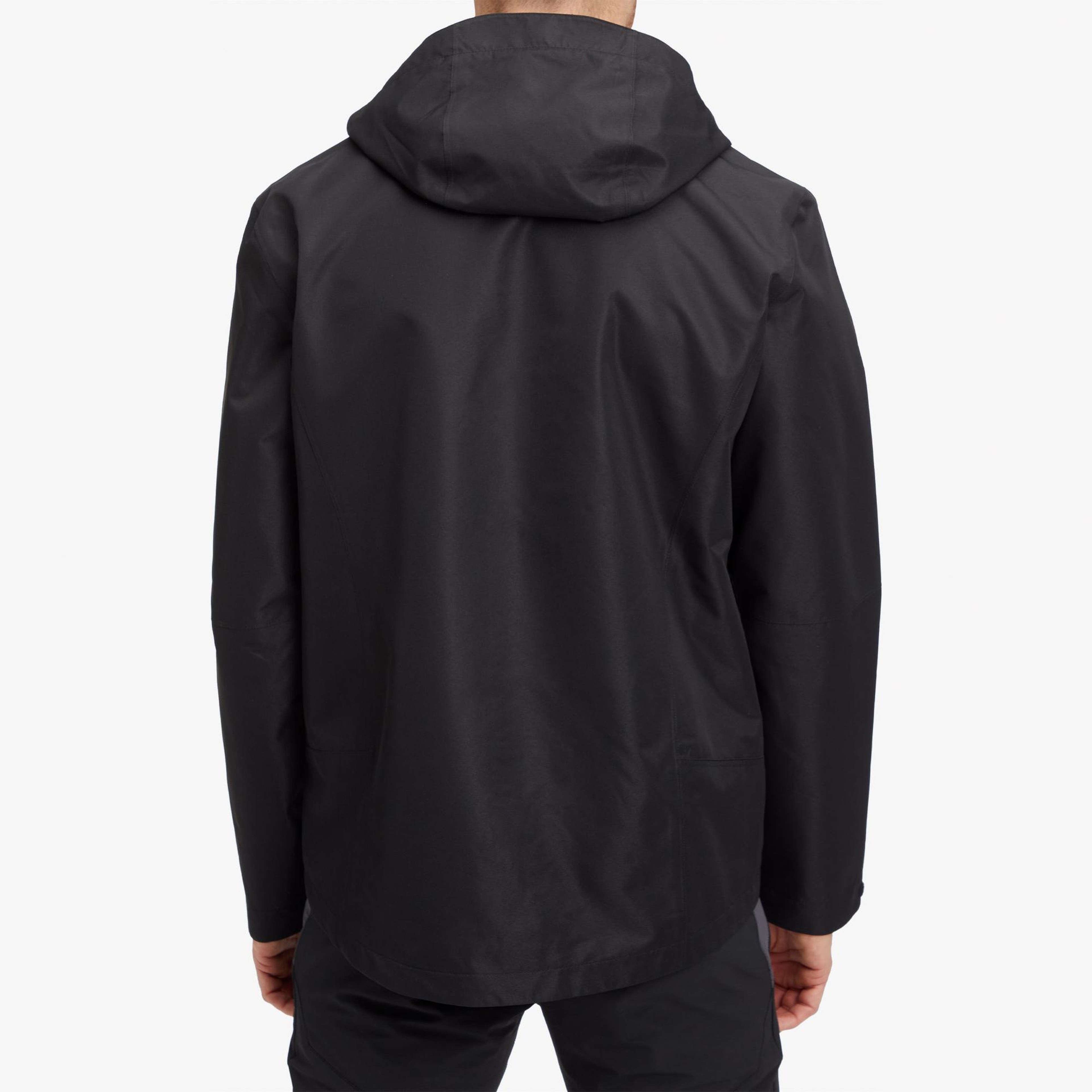 McKinley Terang III Erkek Siyah Outdoor Mont