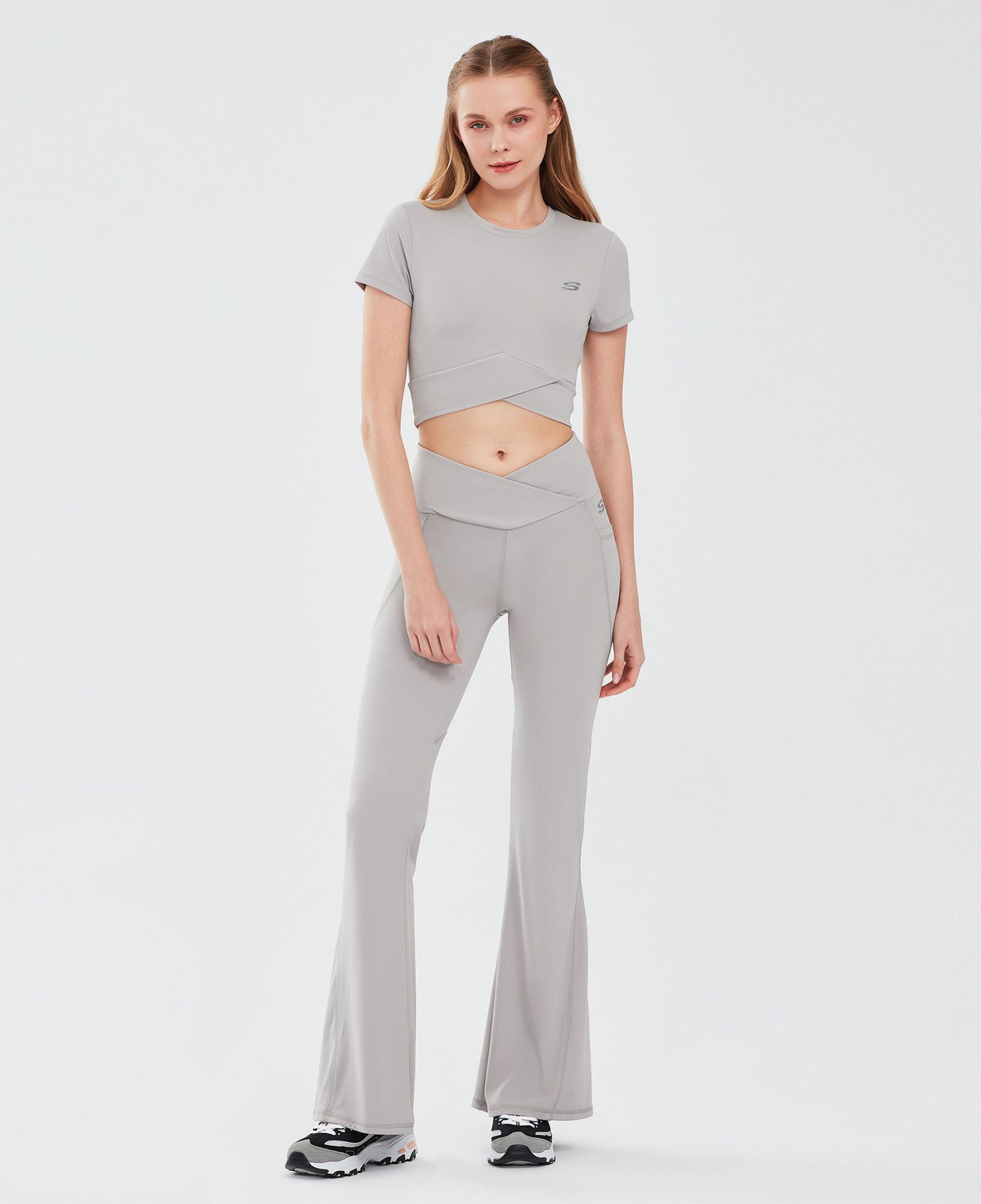 Skechers Kadın Gri T-shirt