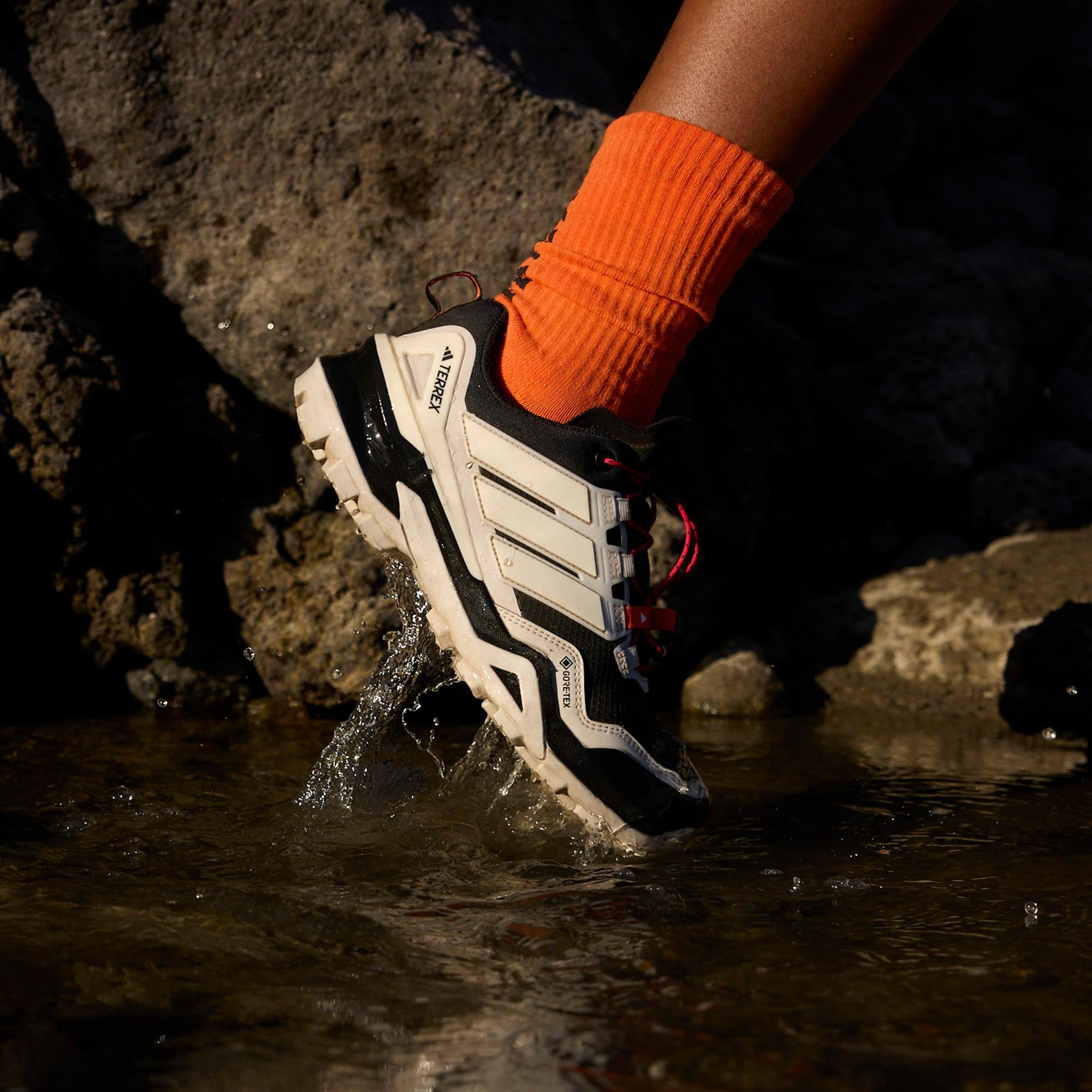 adidas Terrex Skychaser Gore-Tex Kadın Siyah Koşu Ayakkabısı