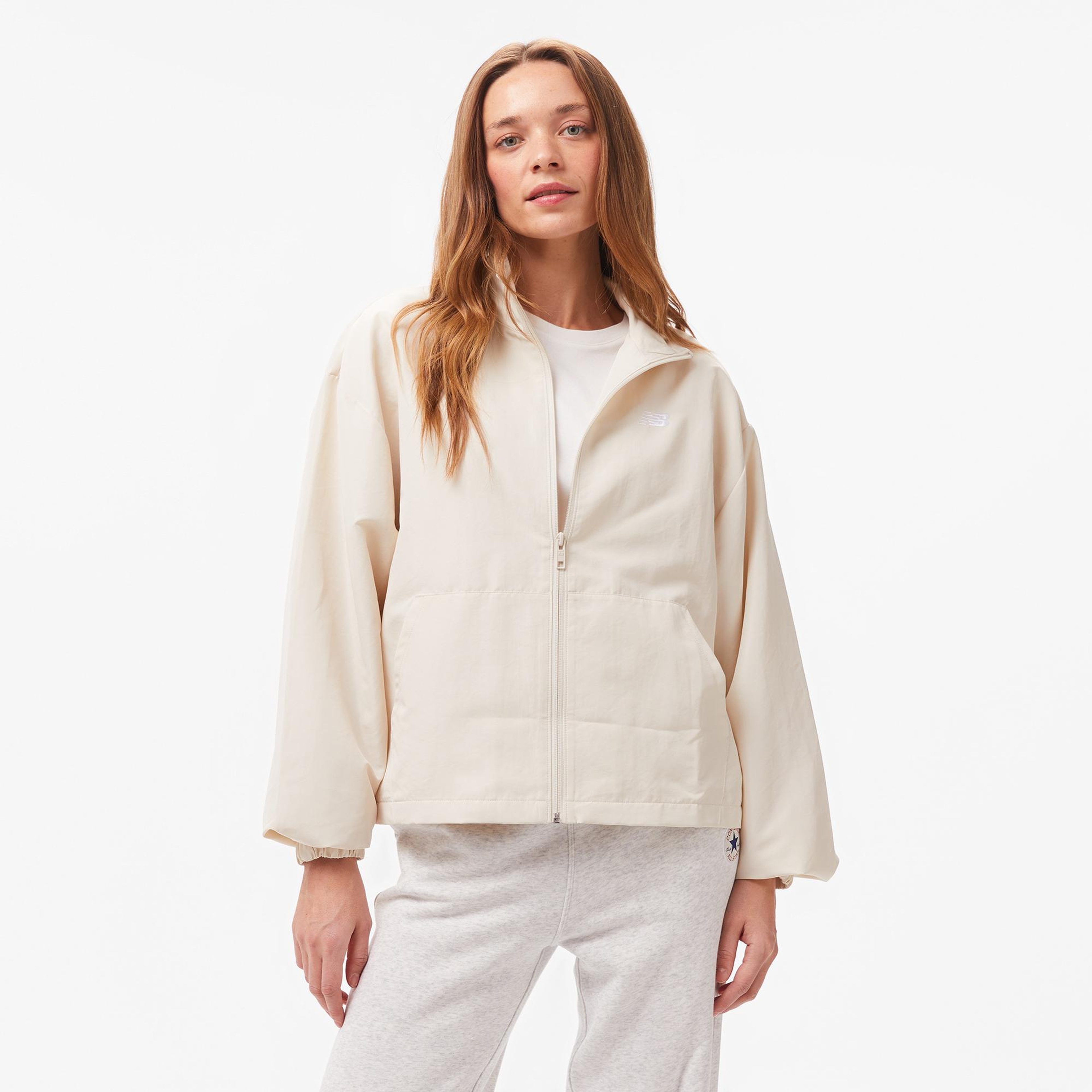 New Balance Woven Kadın Krem Outdoor Ceket