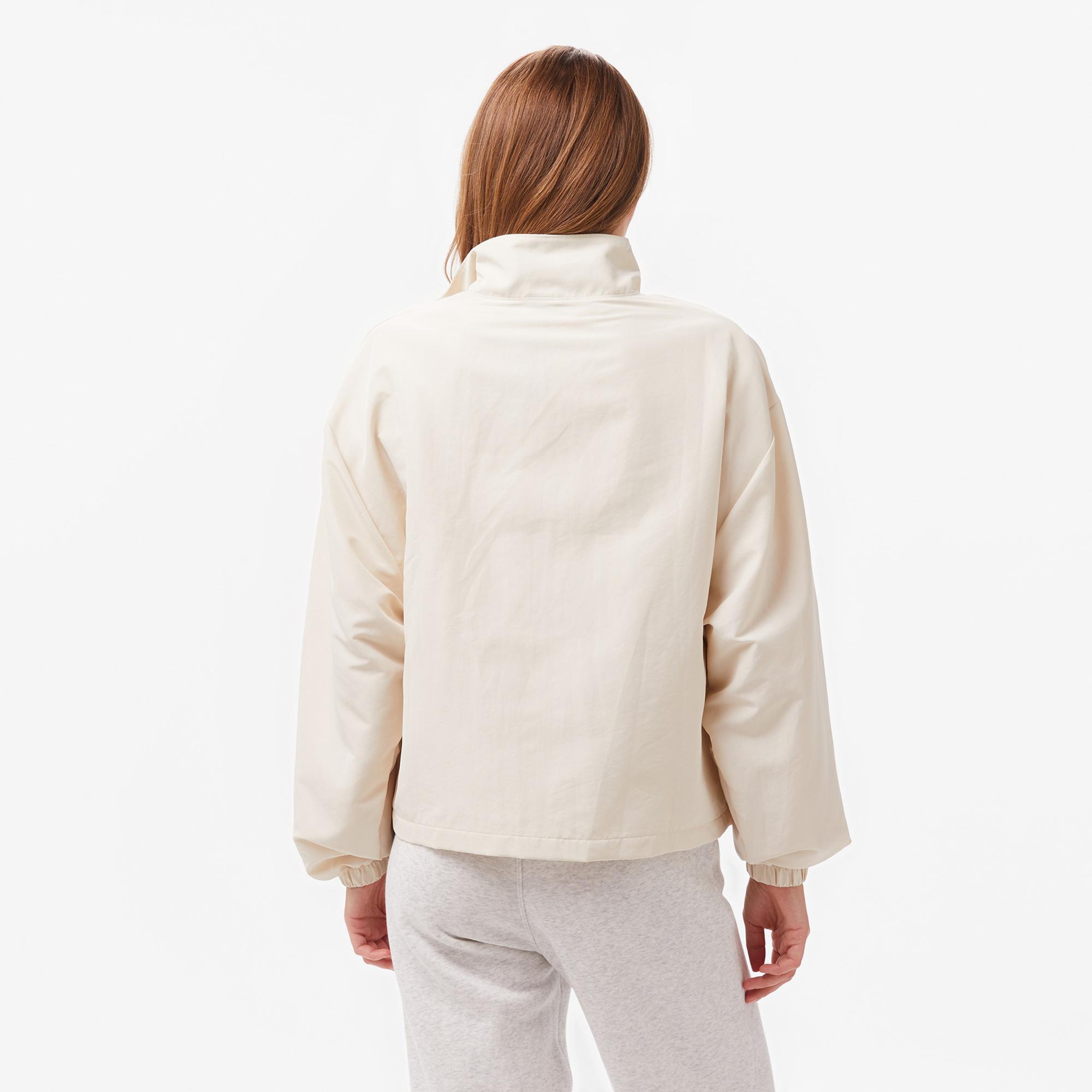 New Balance Woven Kadın Krem Outdoor Ceket