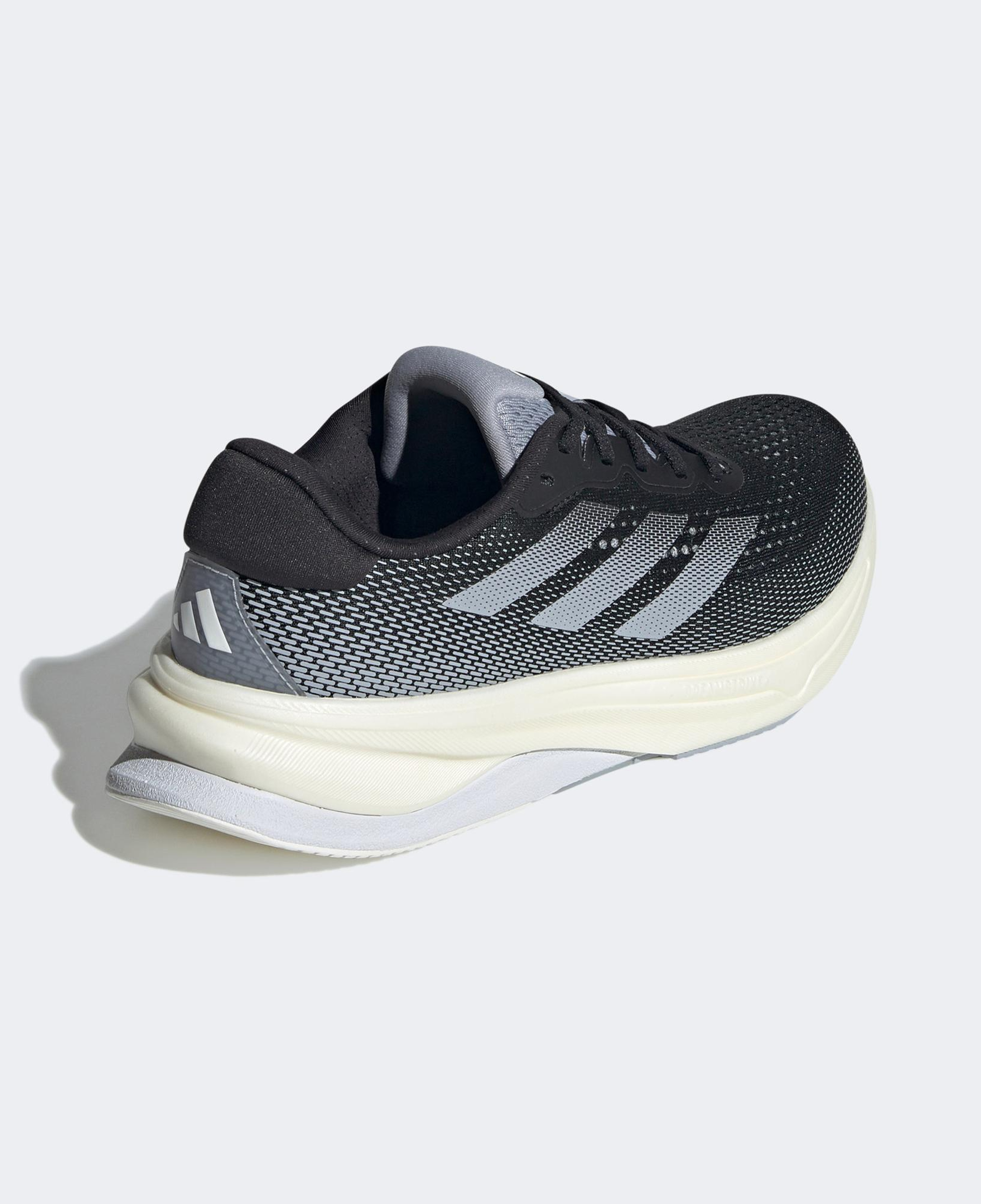 adidas Supernova Solution Kadın Siyah Koşu Ayakkabısı