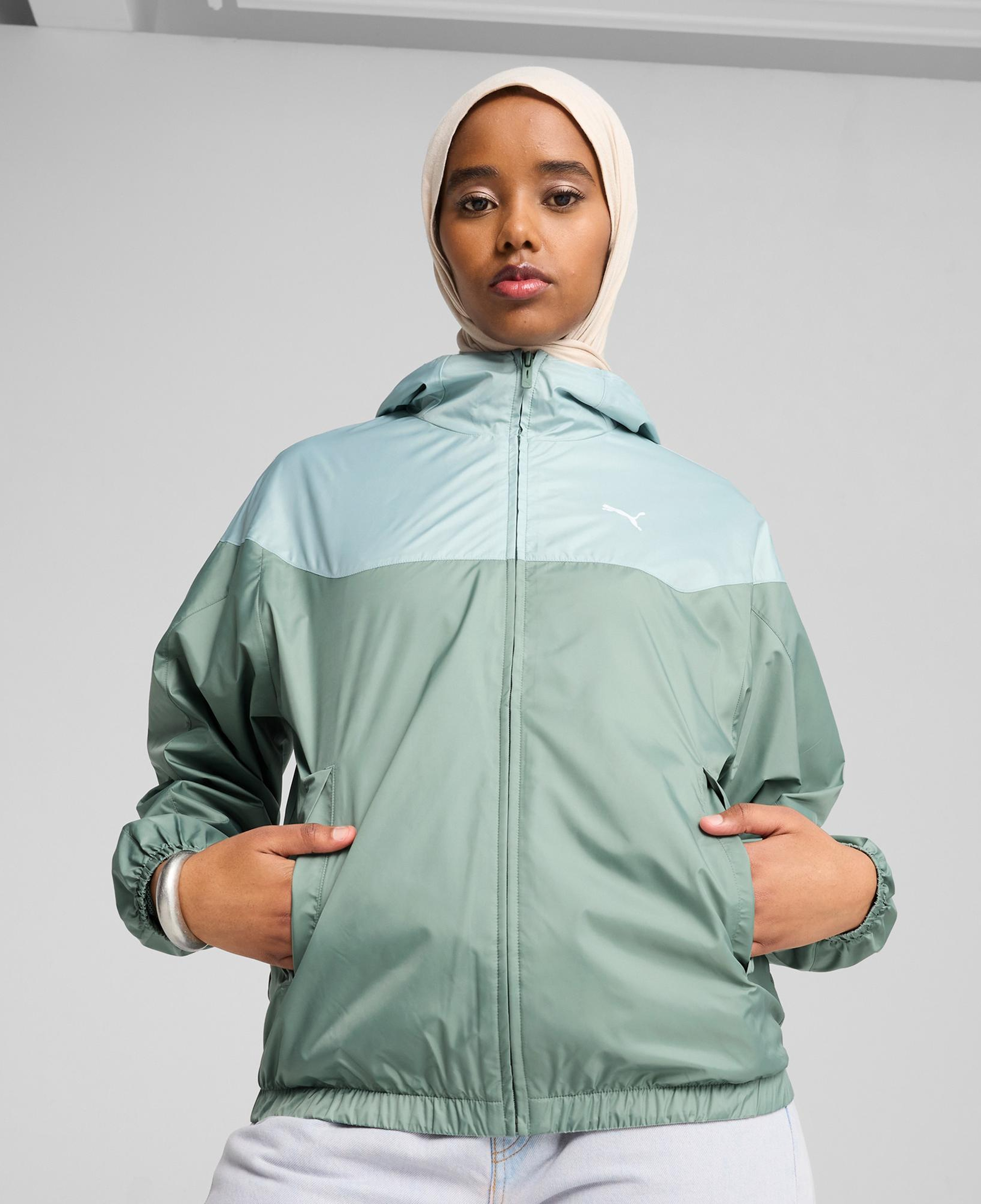 Puma Ess Relaxed Windbreaker Kadın Yeşil Yağmurluk