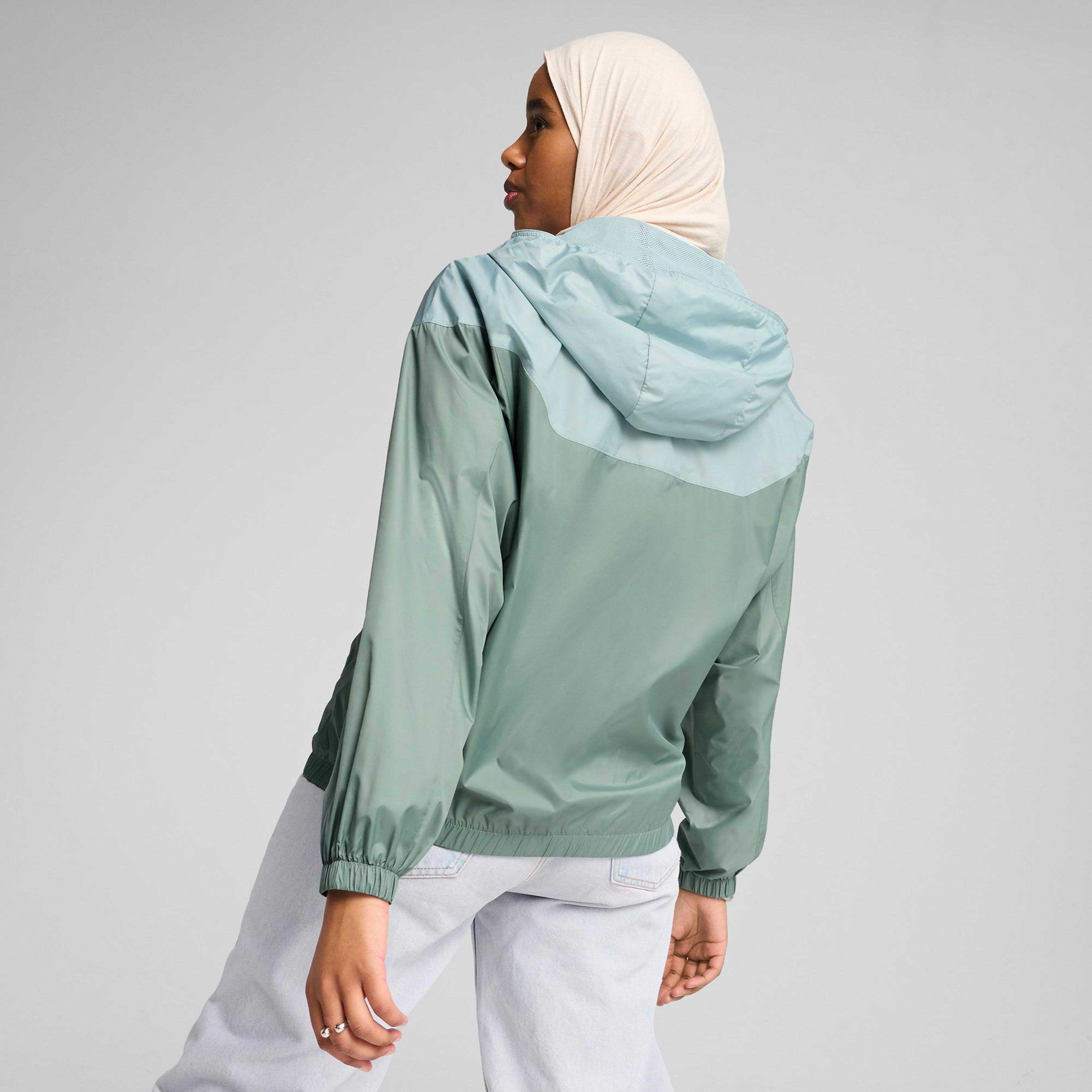 Puma Ess Relaxed Windbreaker Kadın Yeşil Yağmurluk