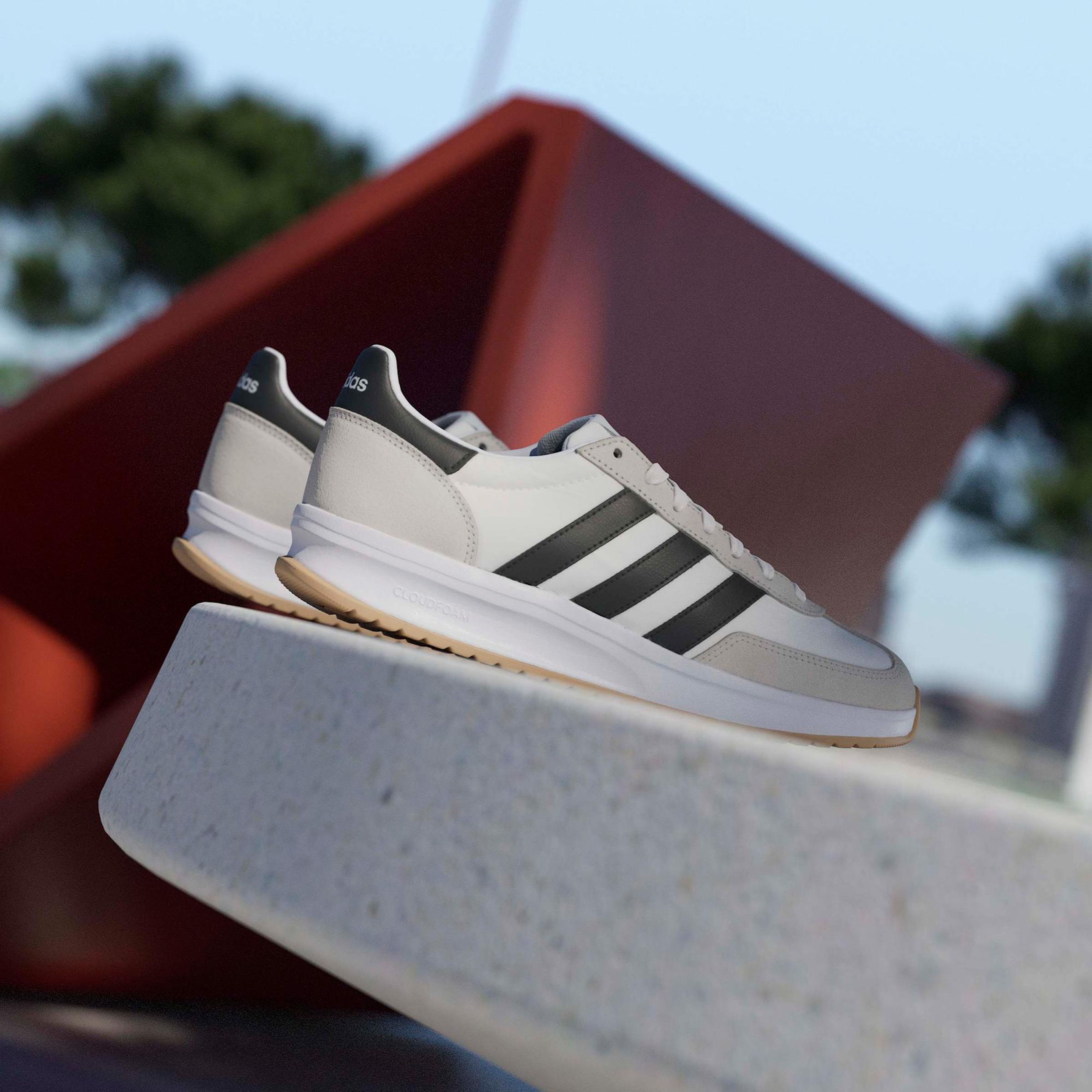 adidas Run 70S 2.0 Erkek Beyaz Koşu Ayakkabısı
