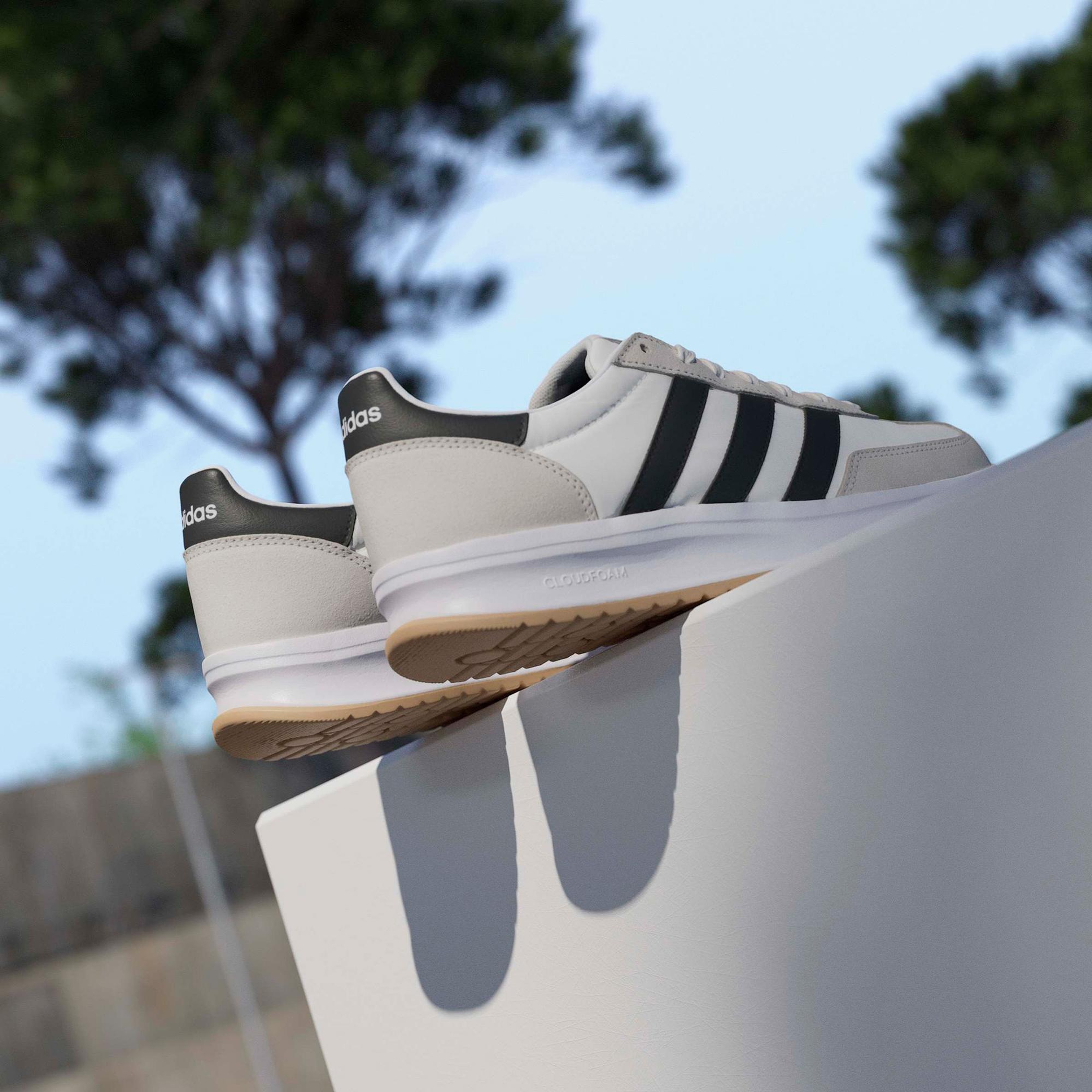 adidas Run 70S 2.0 Erkek Beyaz Koşu Ayakkabısı