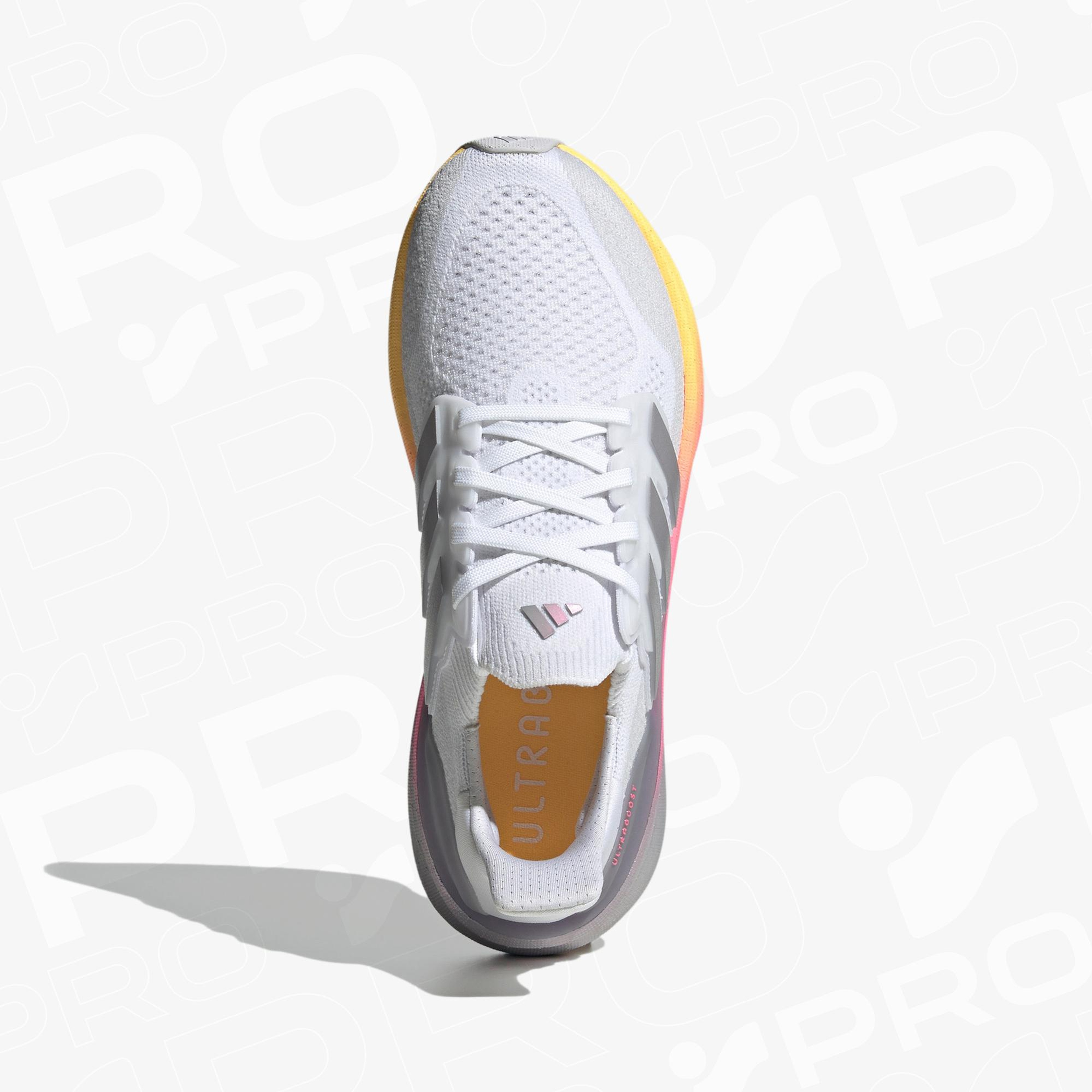 adidas Ultraboost 5 Kadın Beyaz Koşu Ayakkabısı