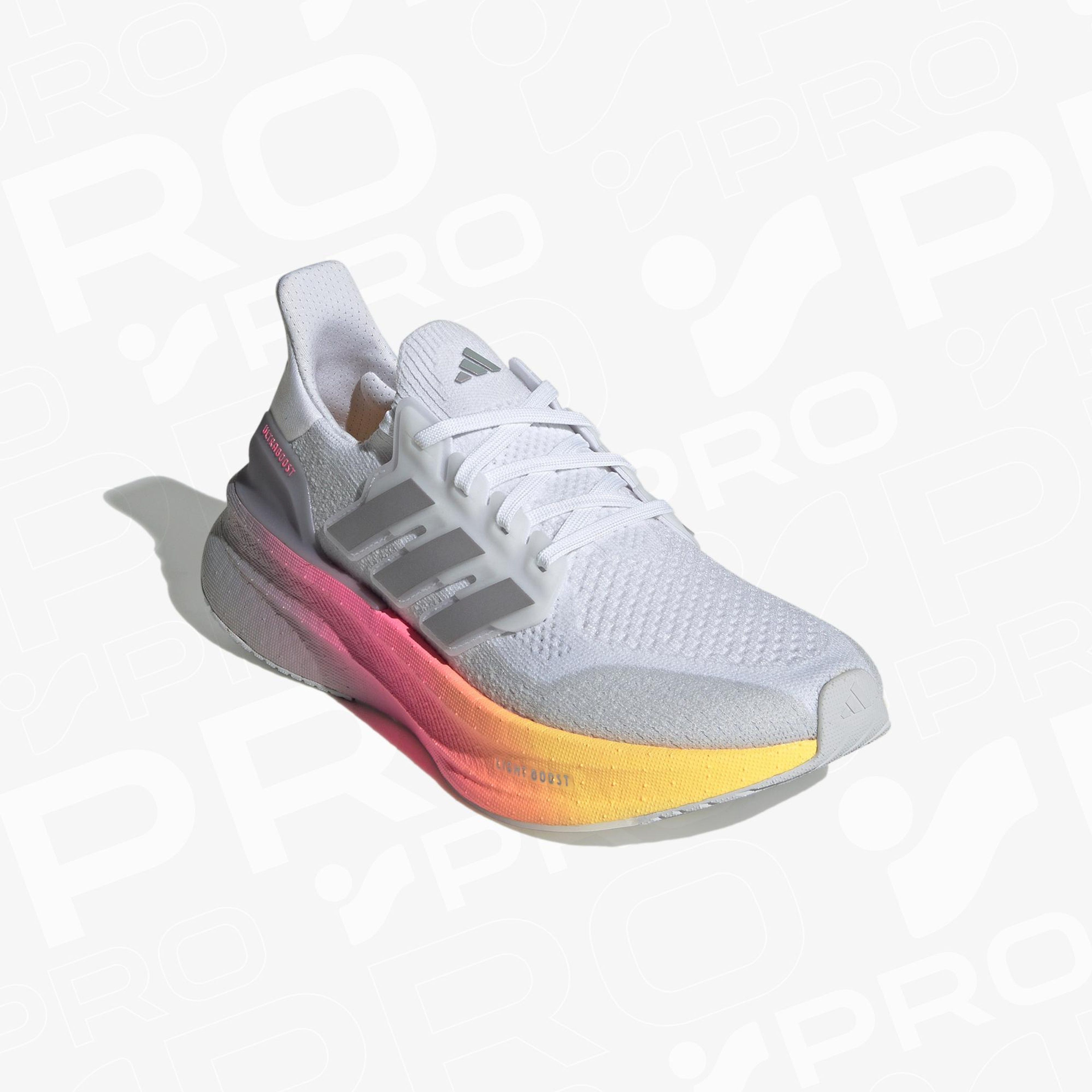 adidas Ultraboost 5 Kadın Beyaz Koşu Ayakkabısı