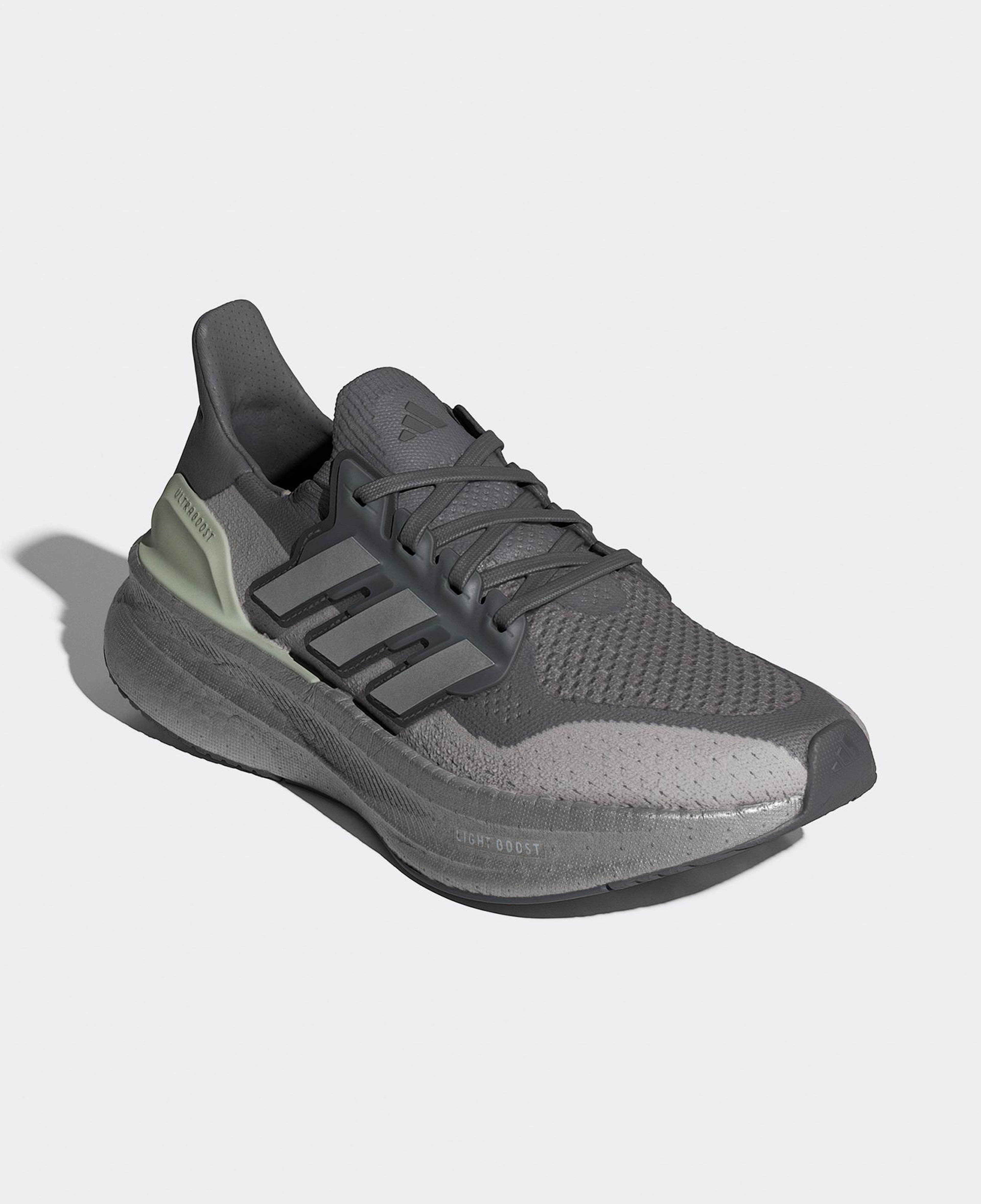 adidas Ultraboost 5 Kadın Gri Koşu Ayakkabısı