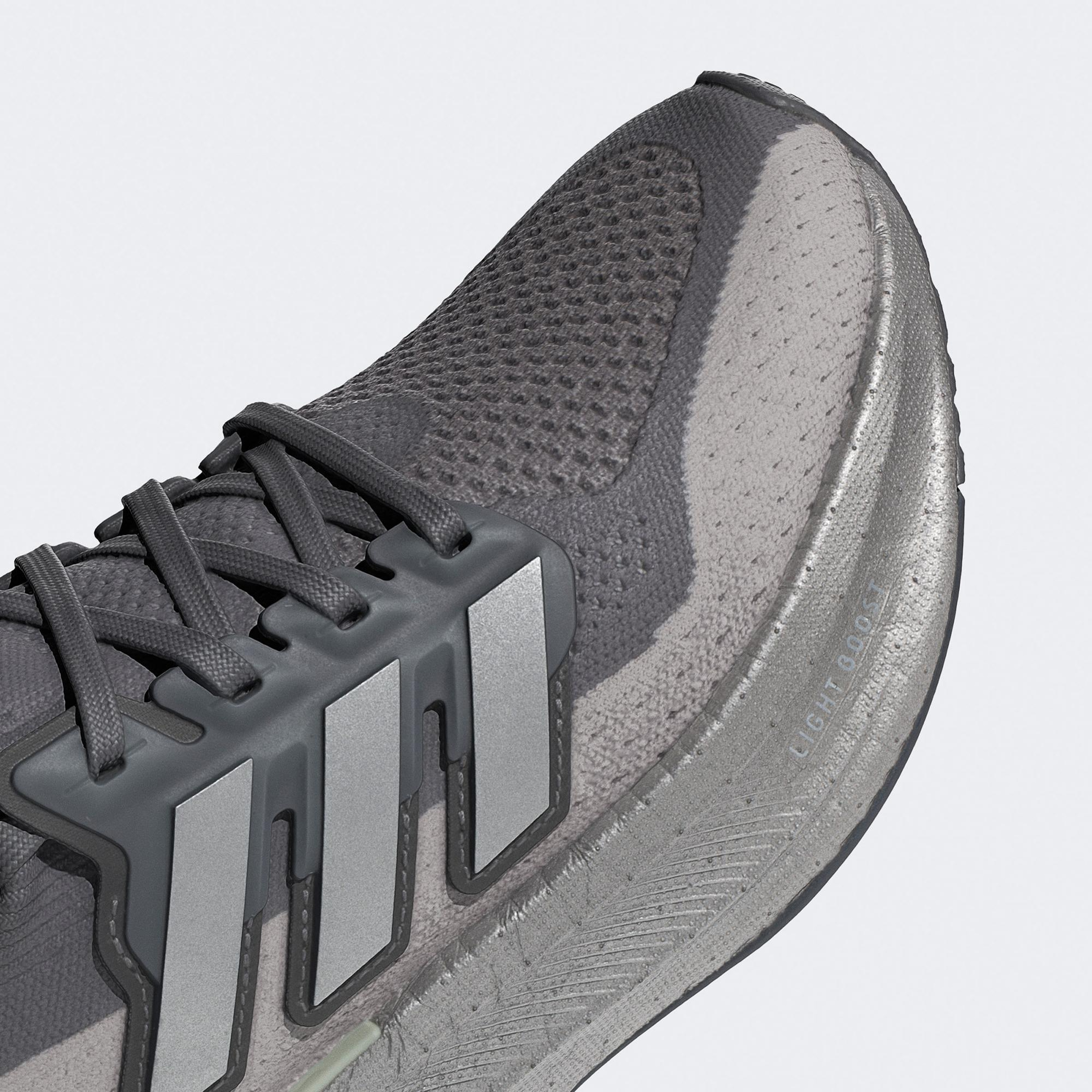 adidas Ultraboost 5 Kadın Gri Koşu Ayakkabısı