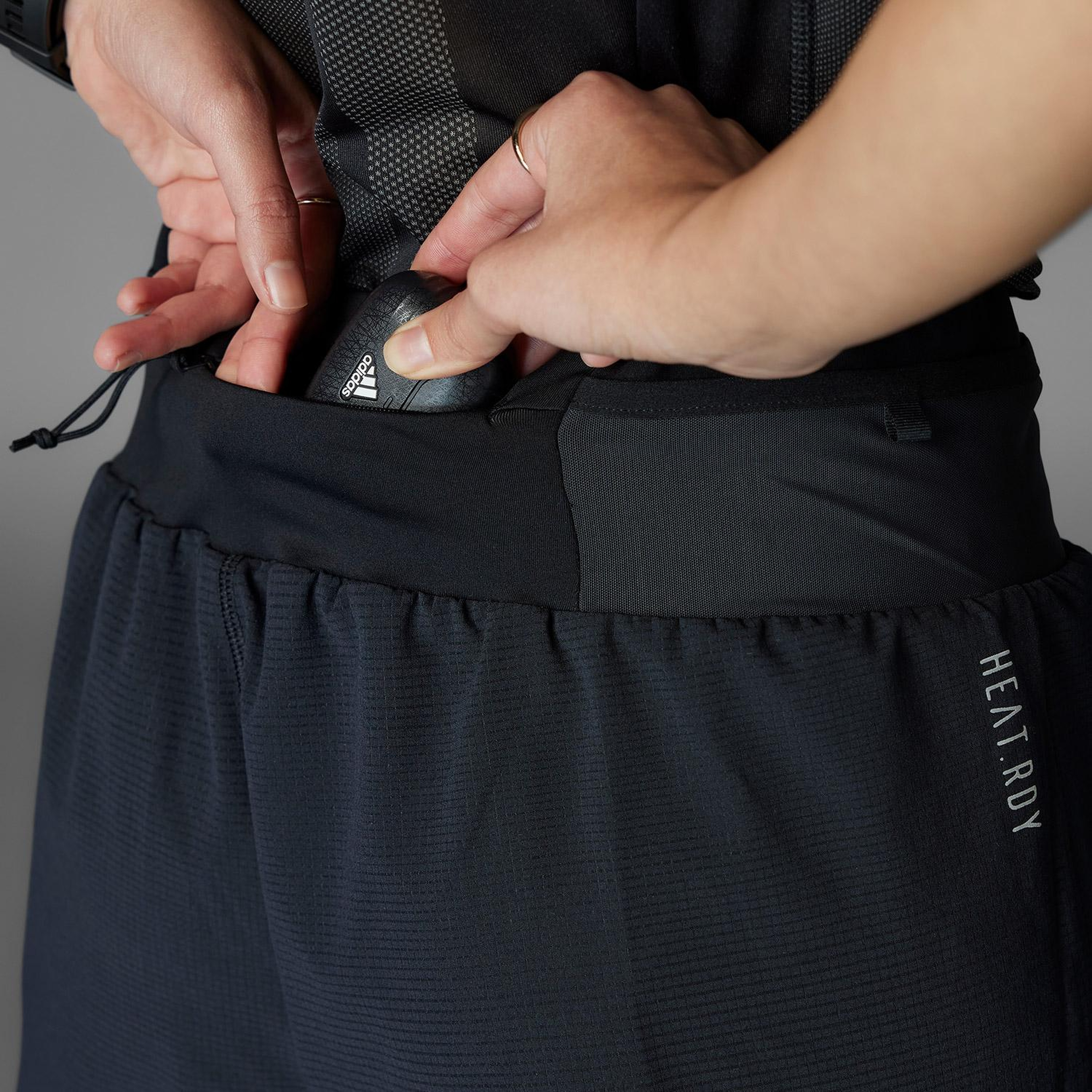 adidas Ultimate HEAT.RDY Kadın Siyah Şort