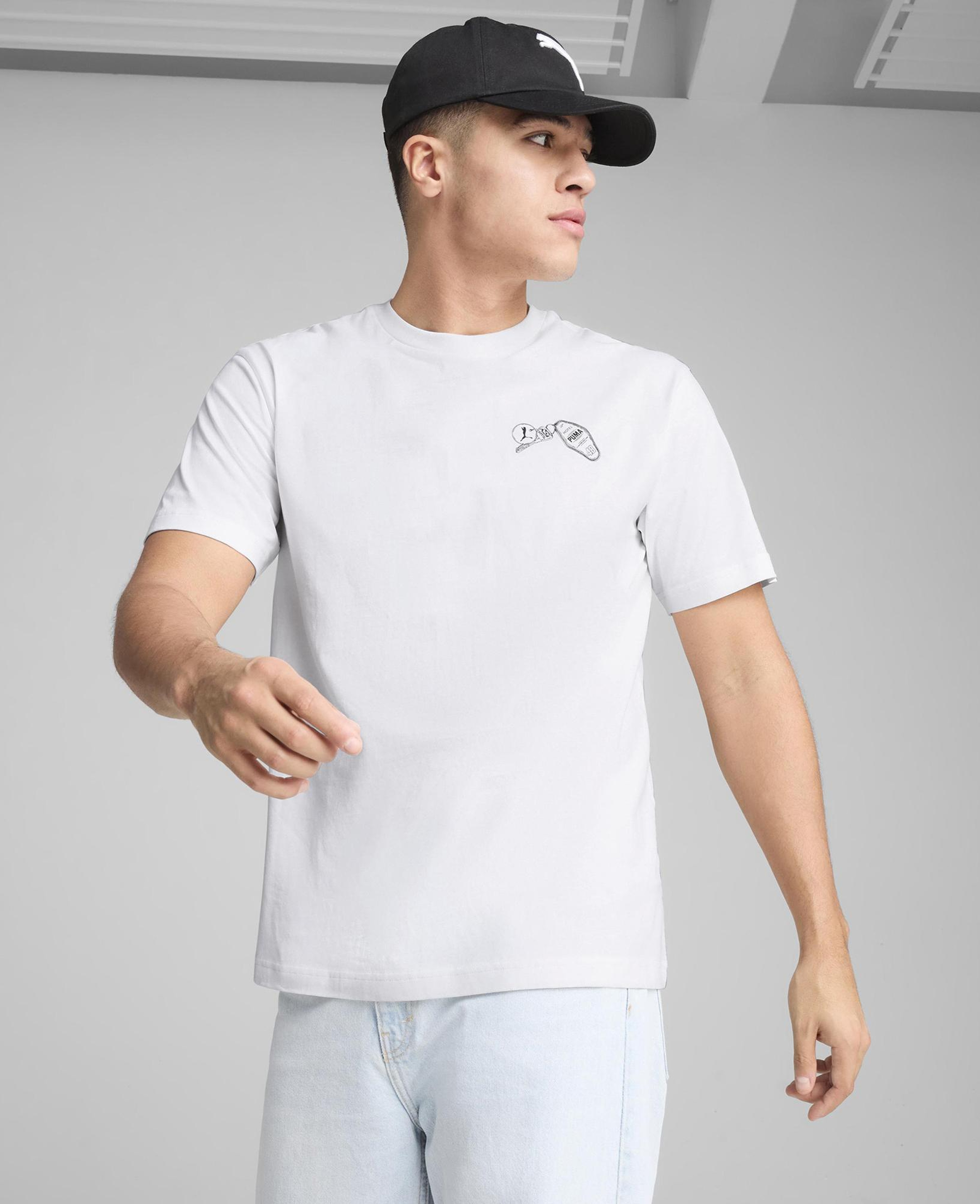 Puma Graphics Hotel Relaxed Erkek Beyaz T-Shirt
