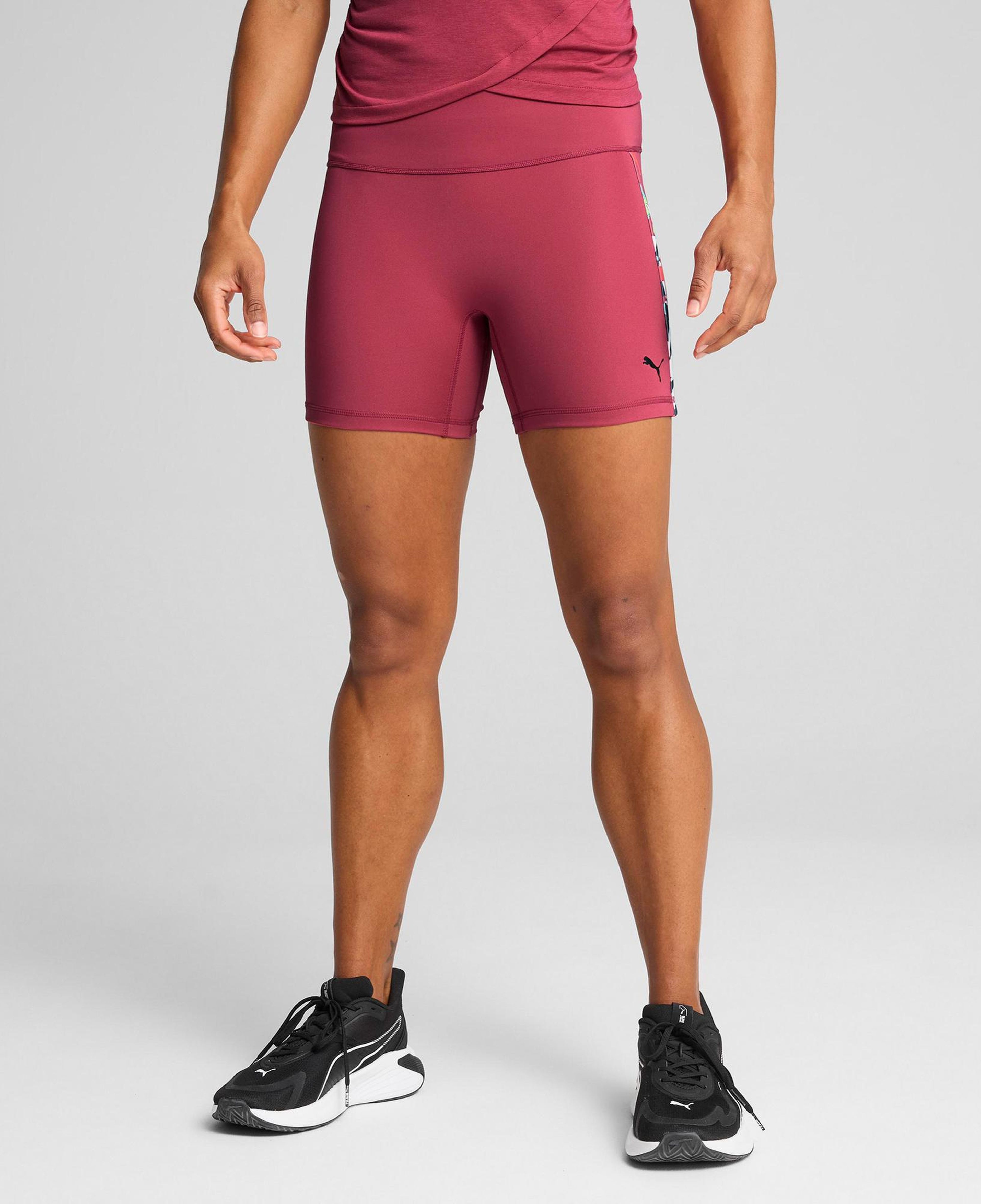 Puma Tropical Aop Hw 5 Kadın Pembe Antrenman Şortu