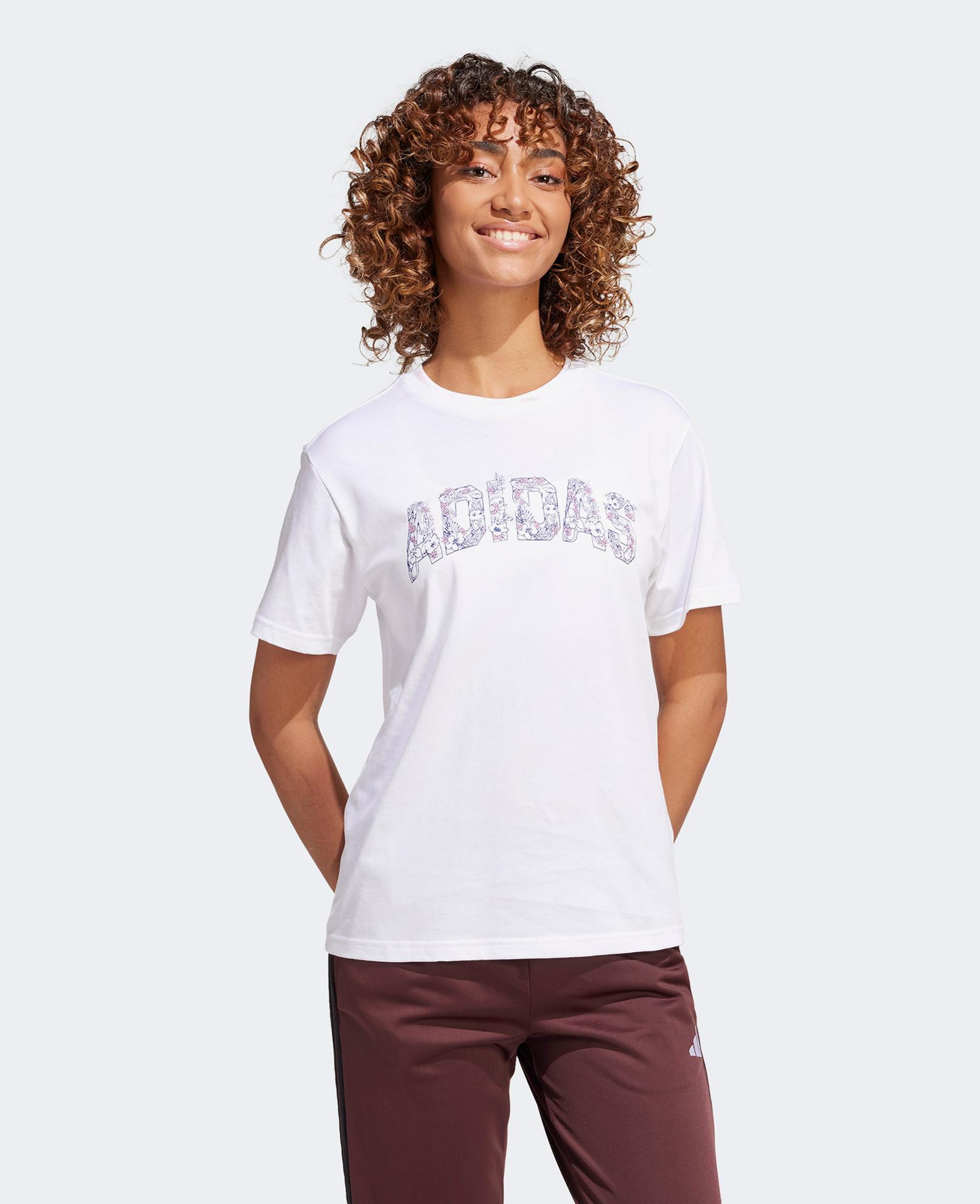 adidas Tech Illustrate Graphic Kadın Beyaz T-Shirt