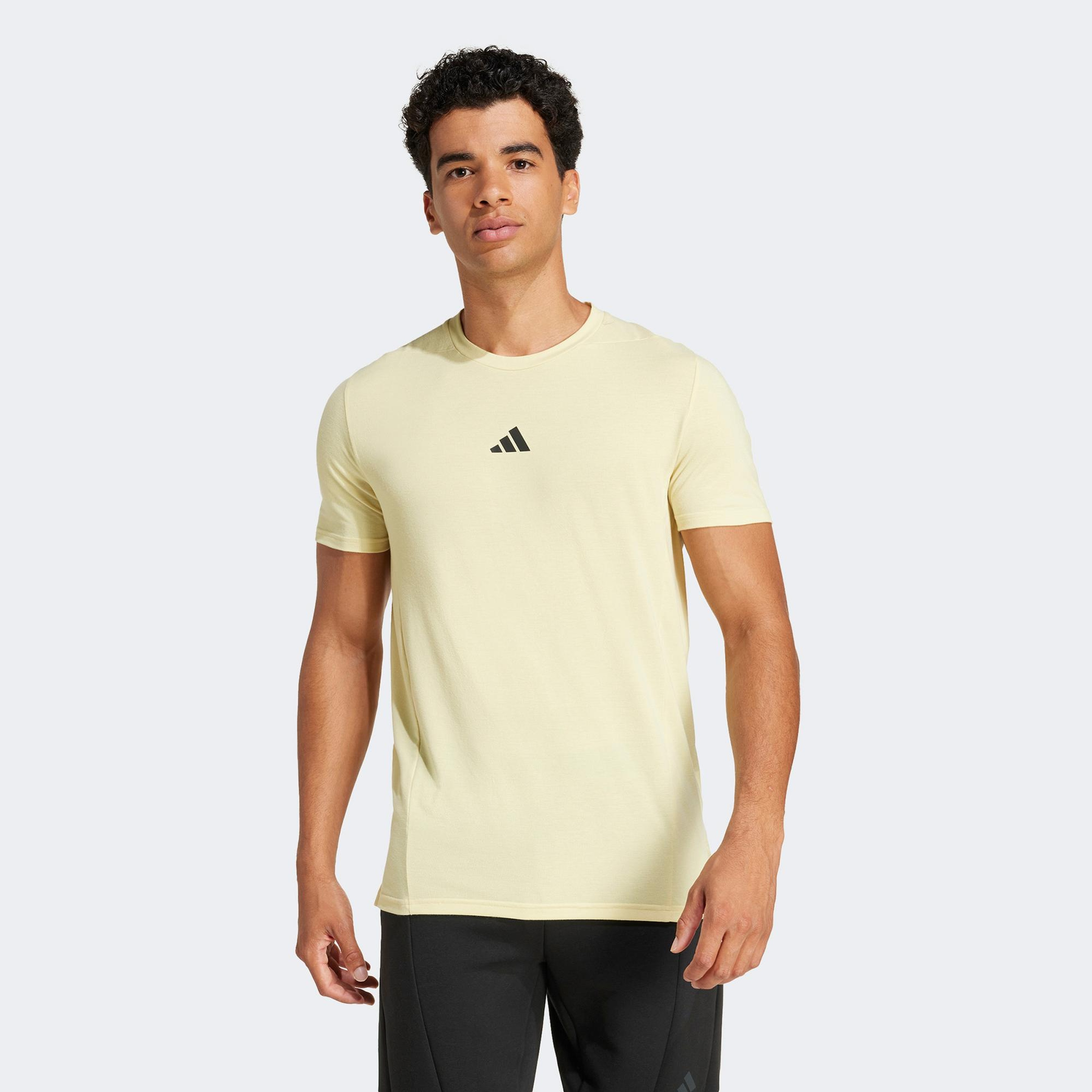 adidas Designed For Erkek Sarı Antrenman T-Shirt