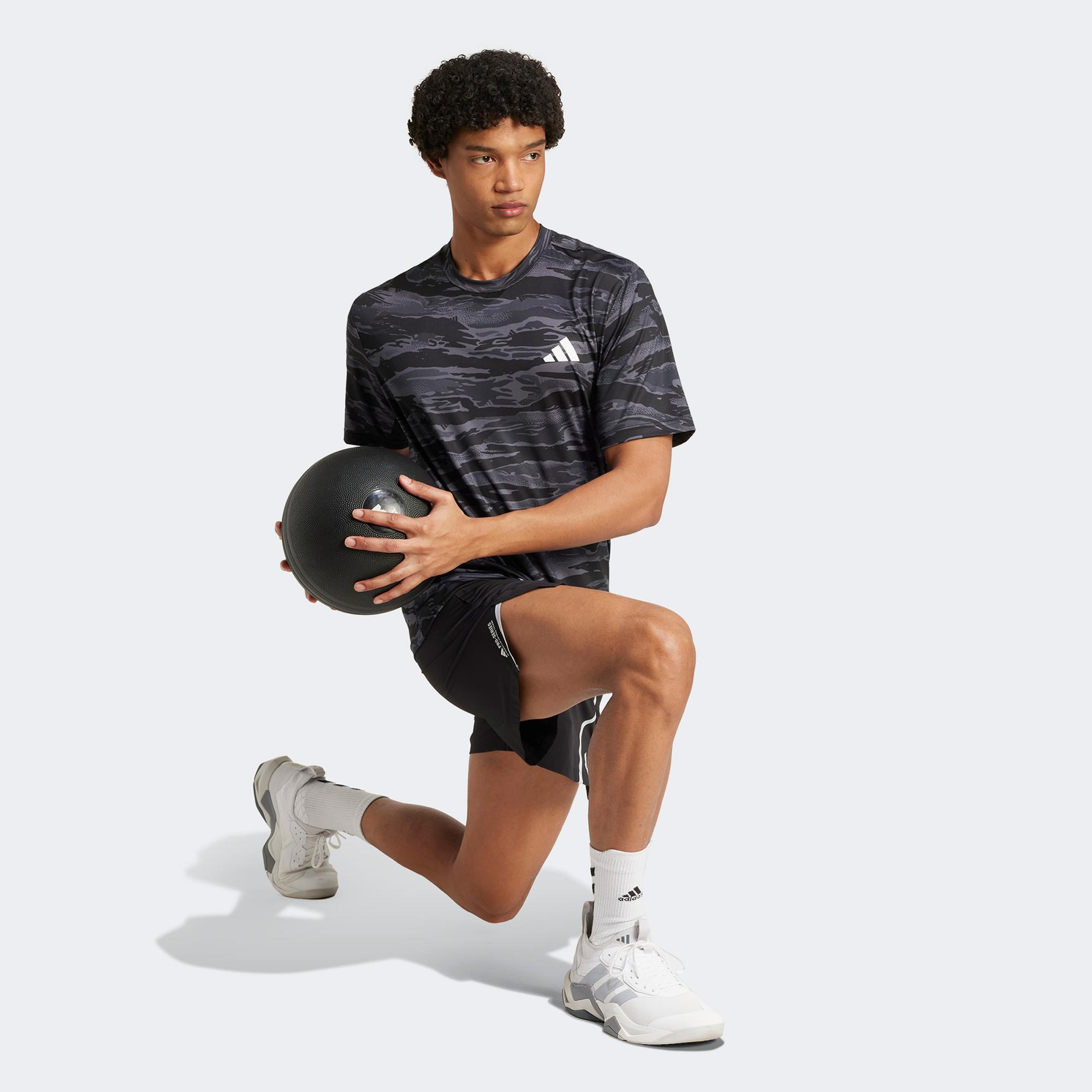 adidas Train Essentials Camo Aop Erkek Siyah Antrenman T-Shirt