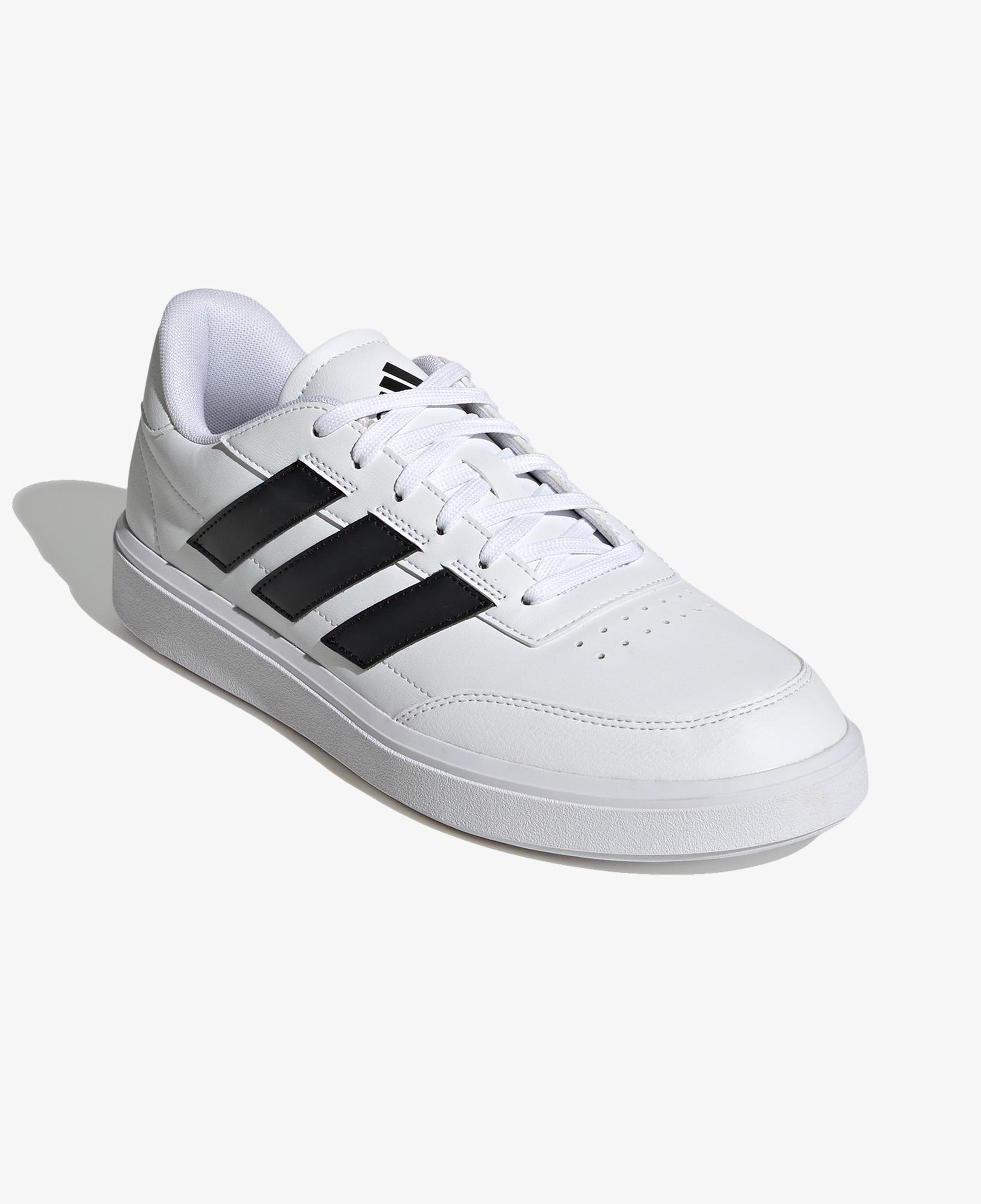 adidas Courtblock Erkek Beyaz Spor Ayakkabı