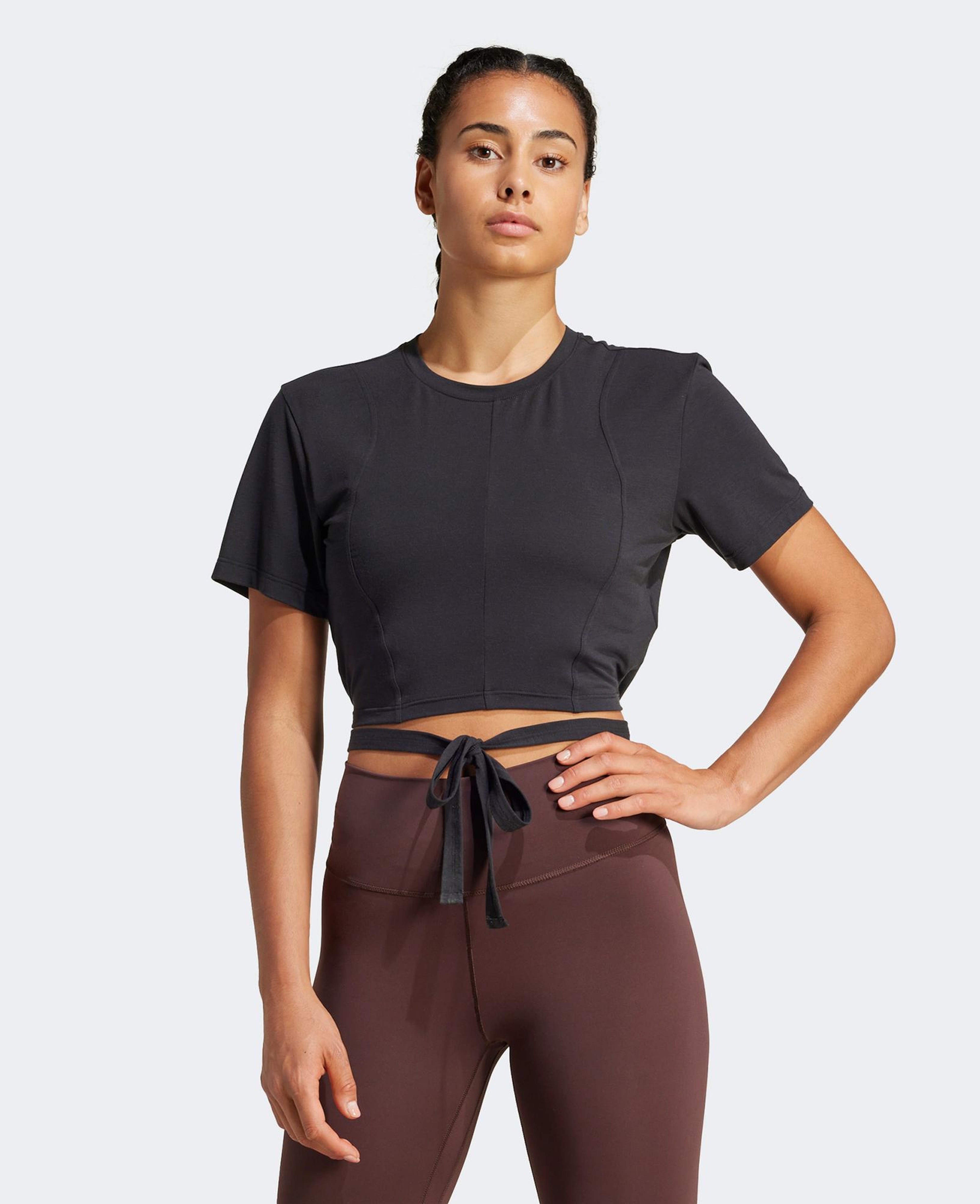 adidas Classic Kadın Siyah Antrenman T-Shirt