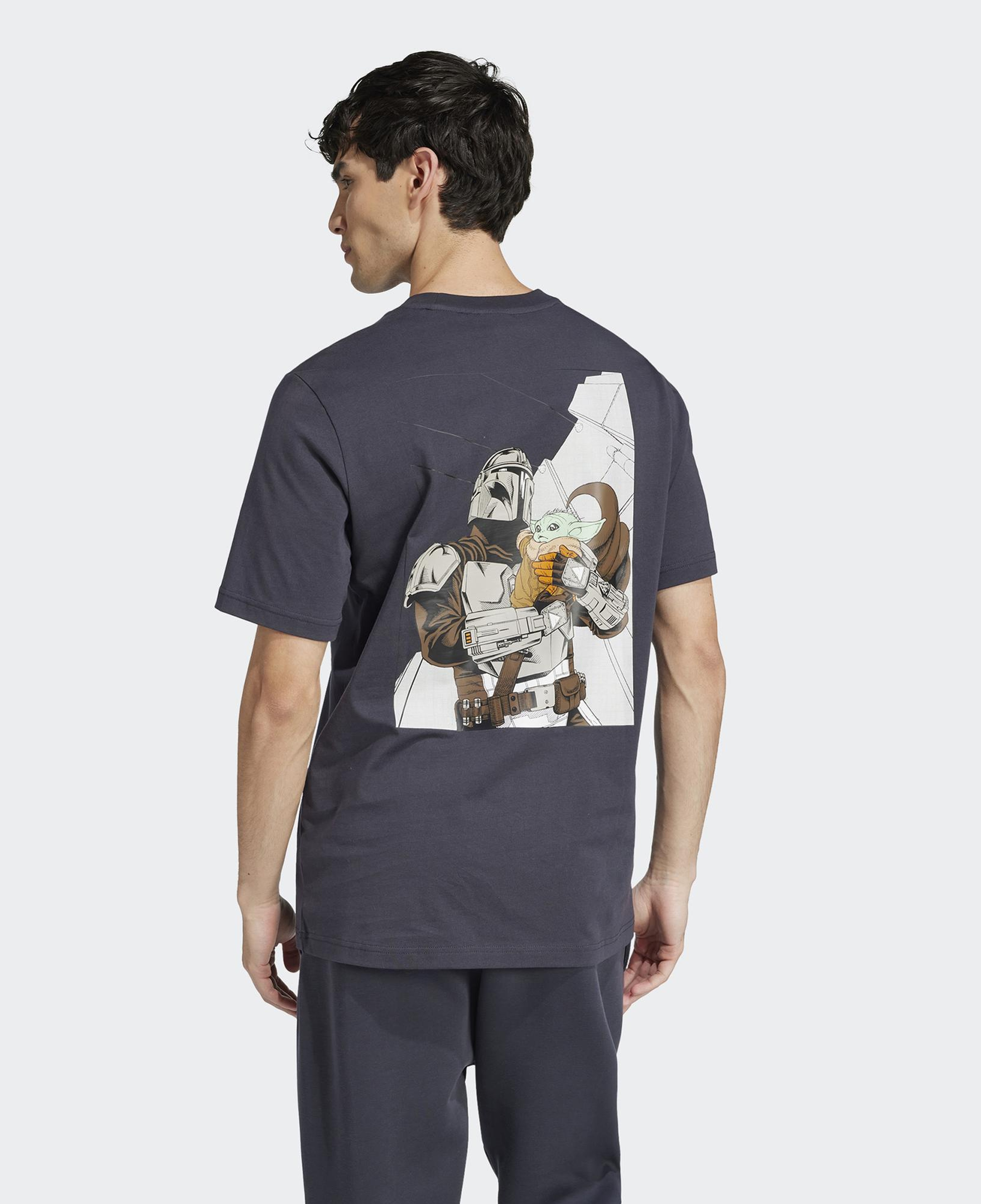 adidas X Star Wars The Mandalorian Regular Fit Back Graphic Erkek Gri T-Shirt