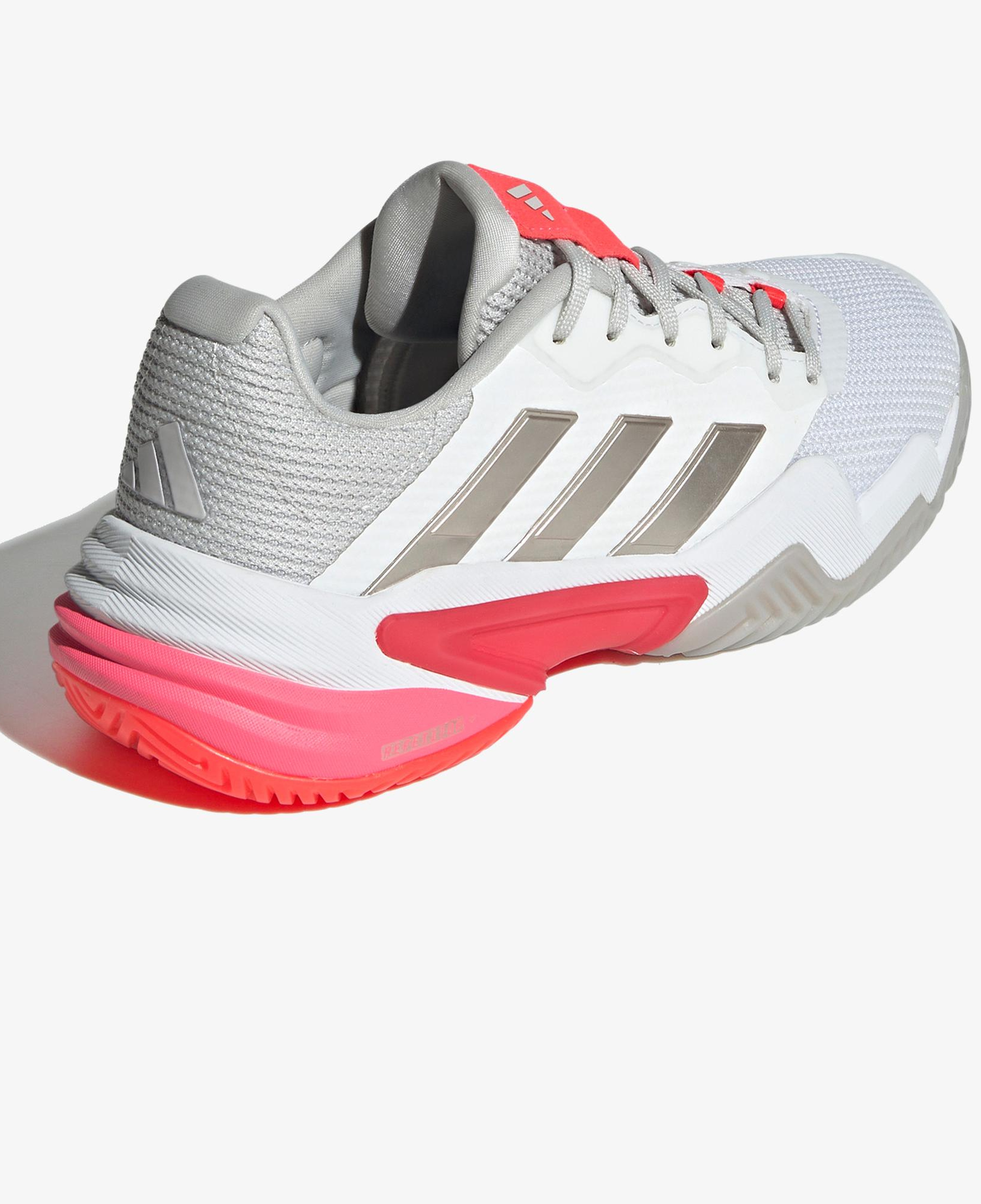 adidas Barricade 13 Kadın Beyaz Tenis Ayakkabısı